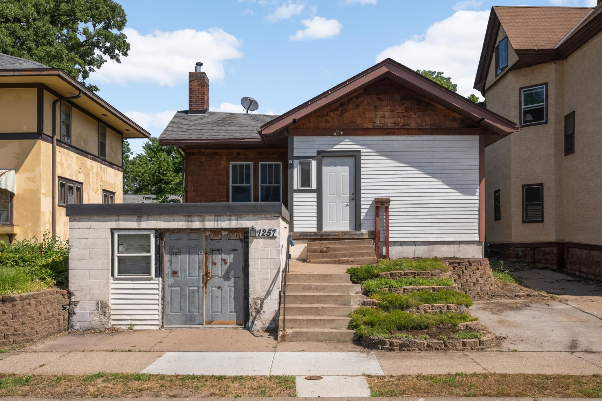 1257 7th Street E, Saint Paul MN 55106