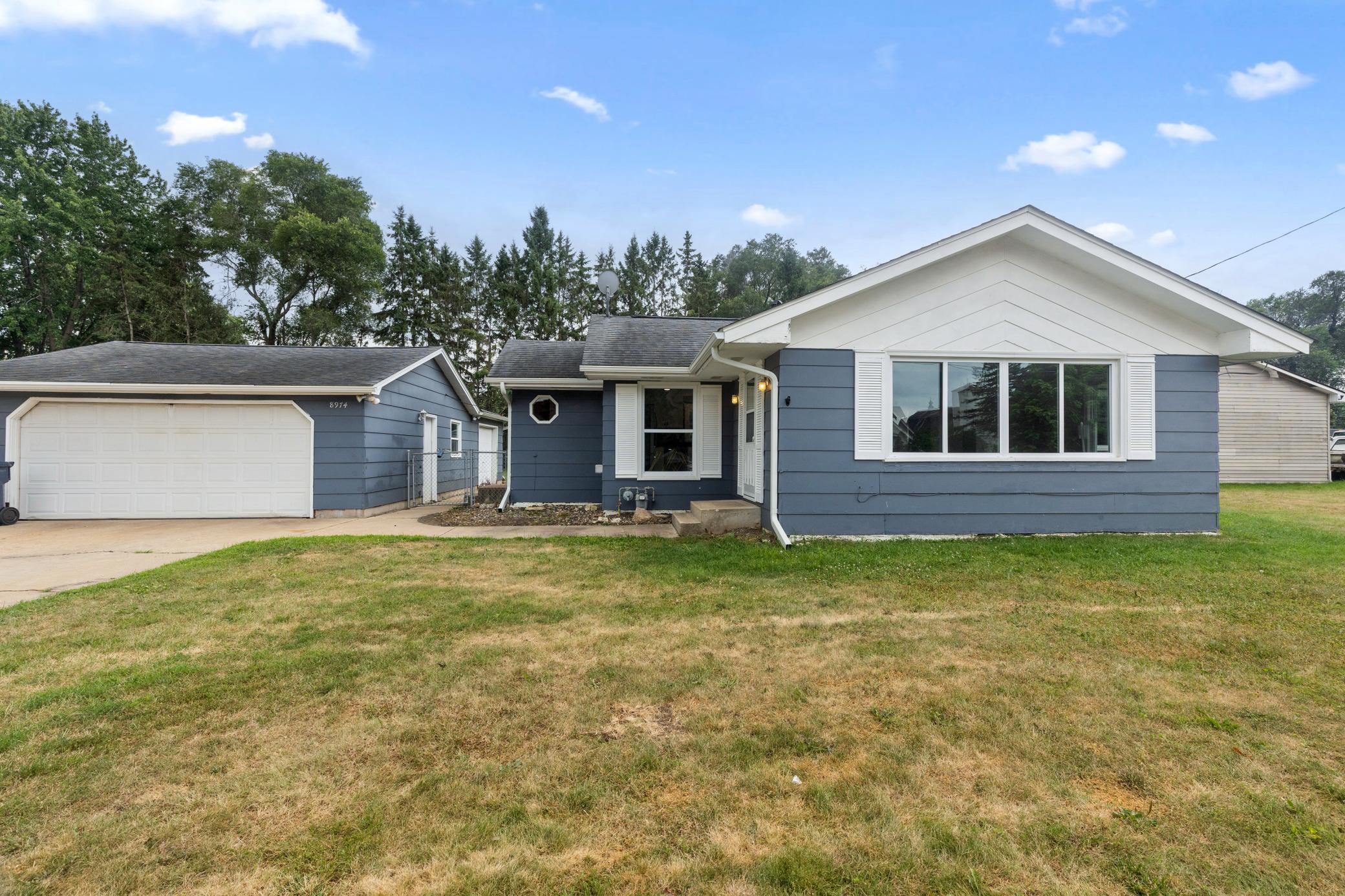 8974 210th Street W, Lakeville MN 55044