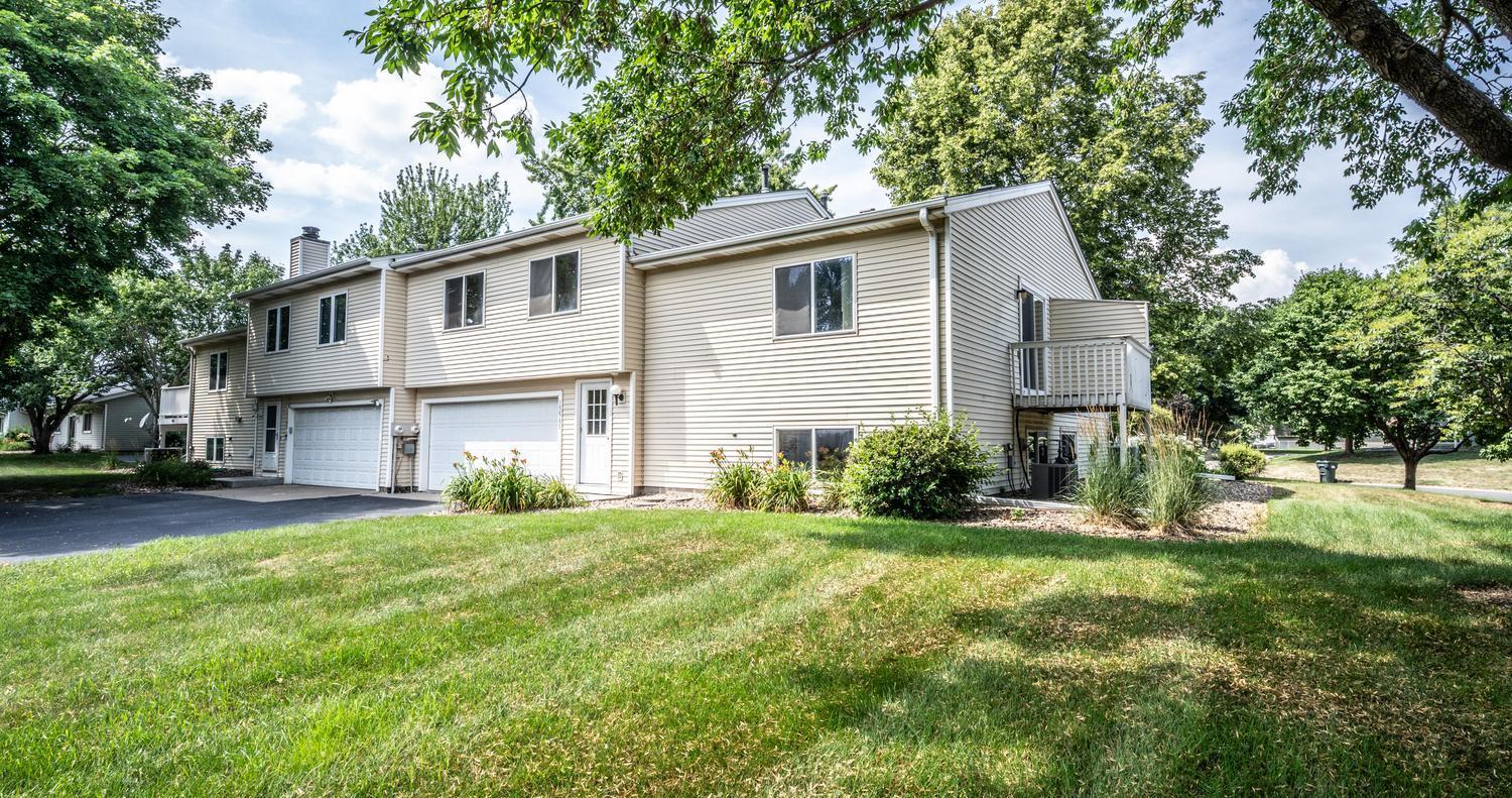 15585 Cornell Trail, Rosemount MN 55068