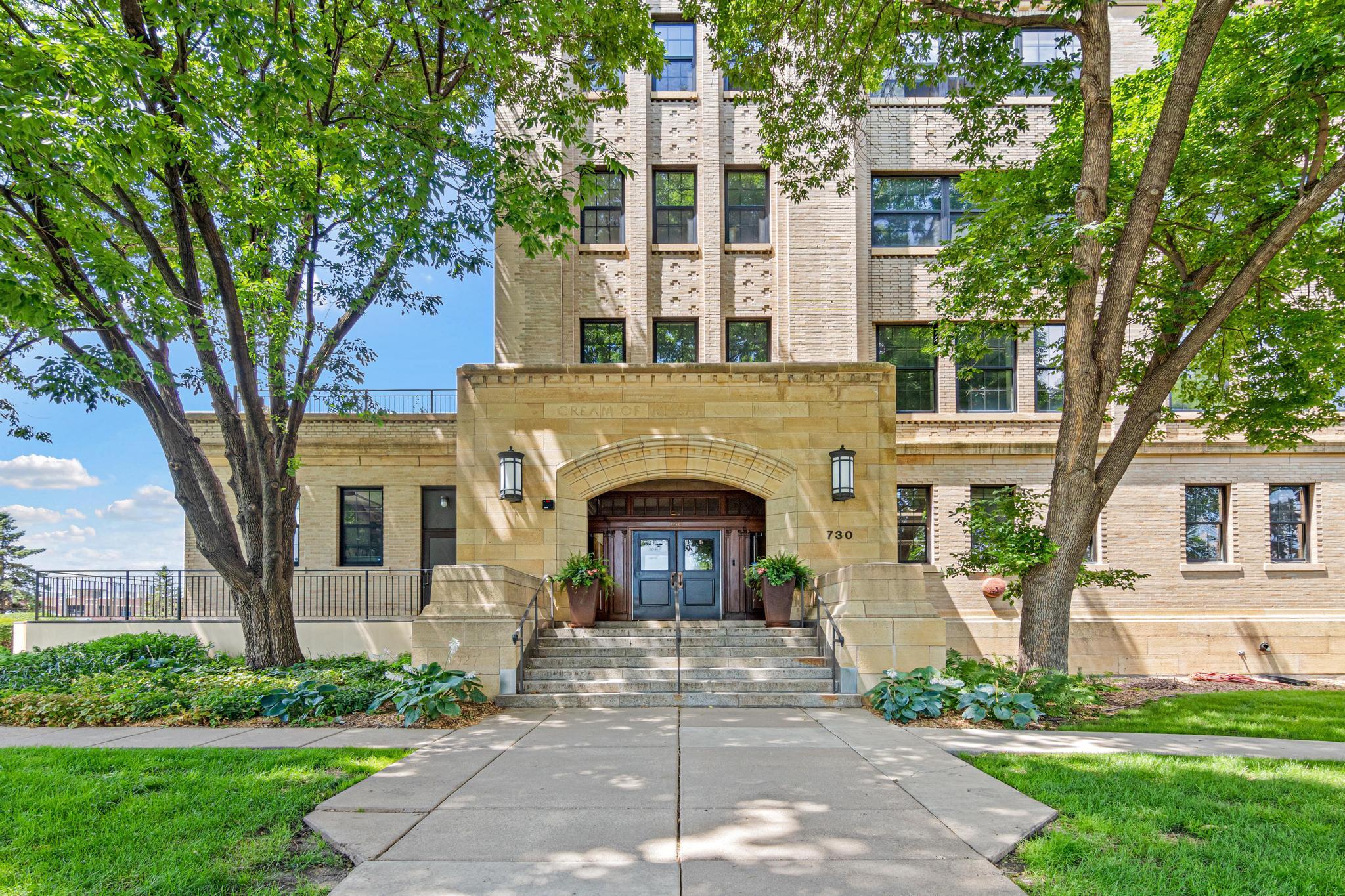 730 Stinson Boulevard Unit 114, Minneapolis MN 55413