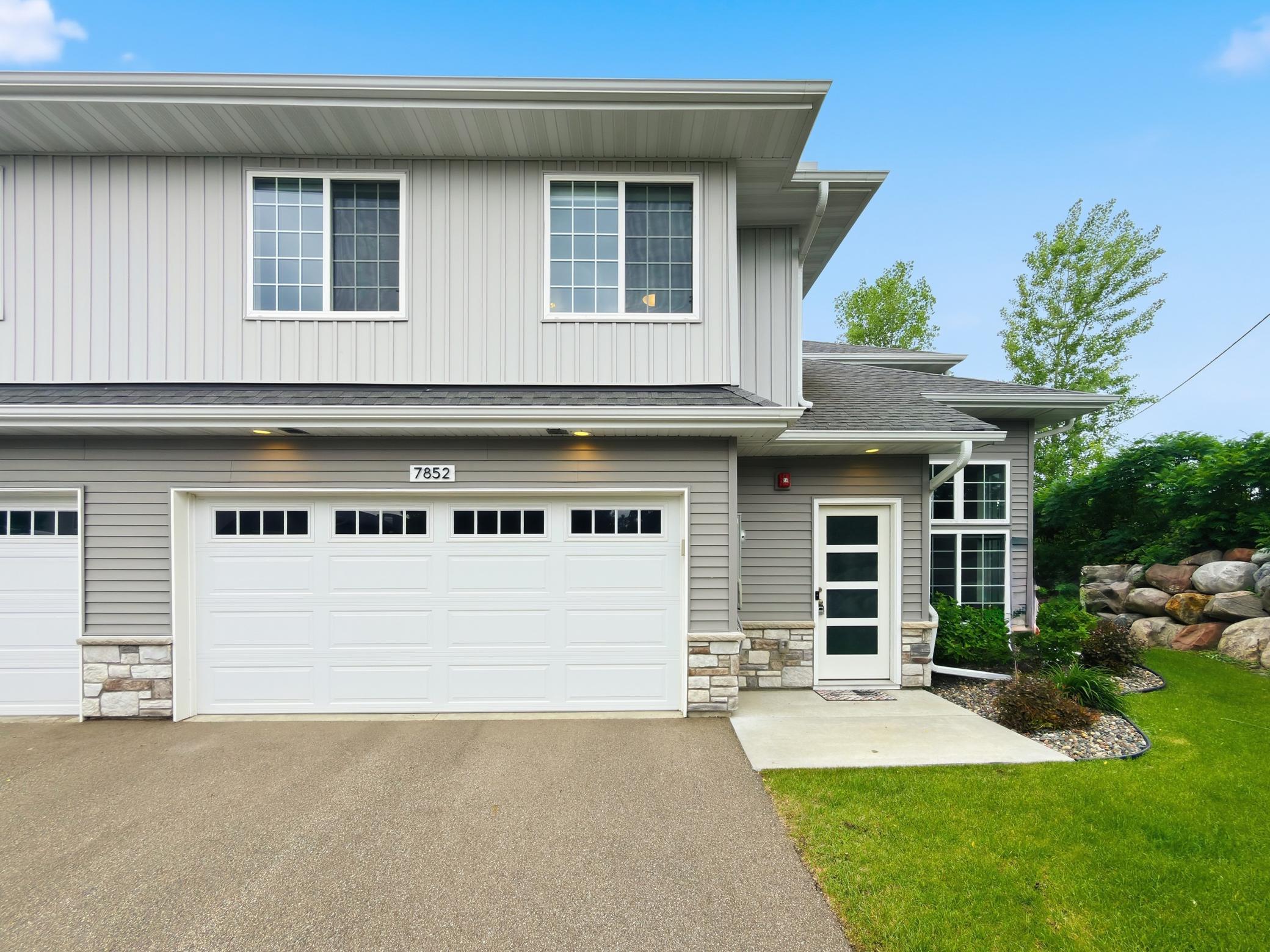 7852 W 145th Street, Savage MN 55378