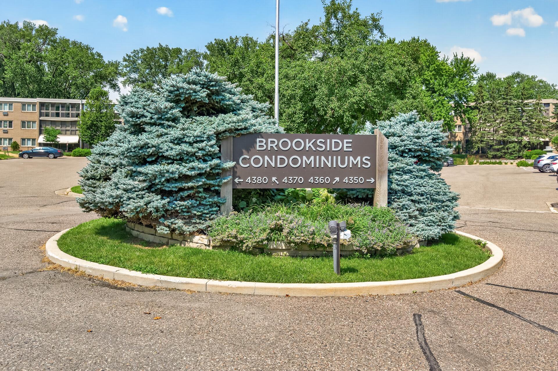 4360 Brookside Court Unit 209, Edina MN 55436