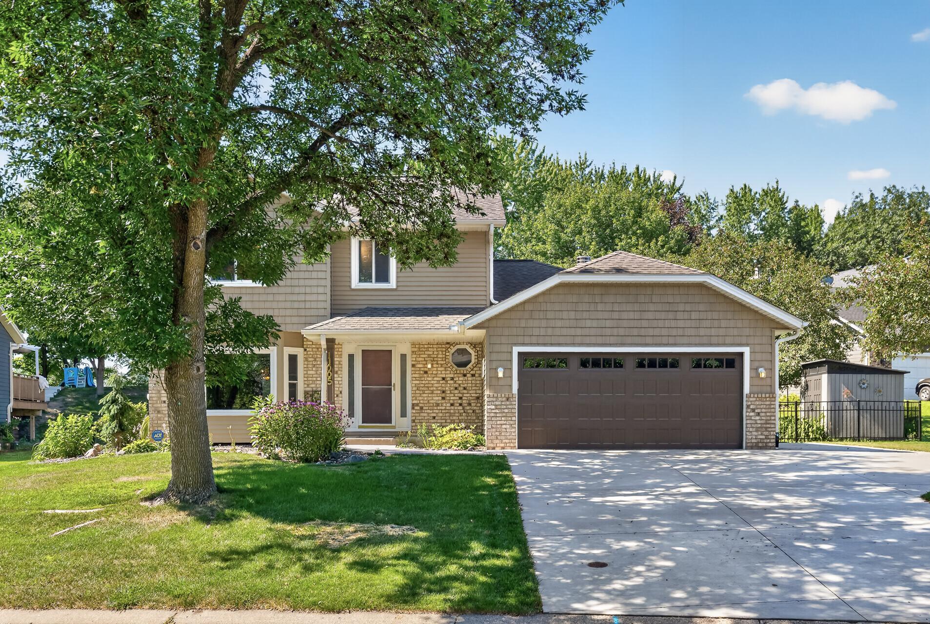 11005 45th Avenue N, Plymouth MN 55442