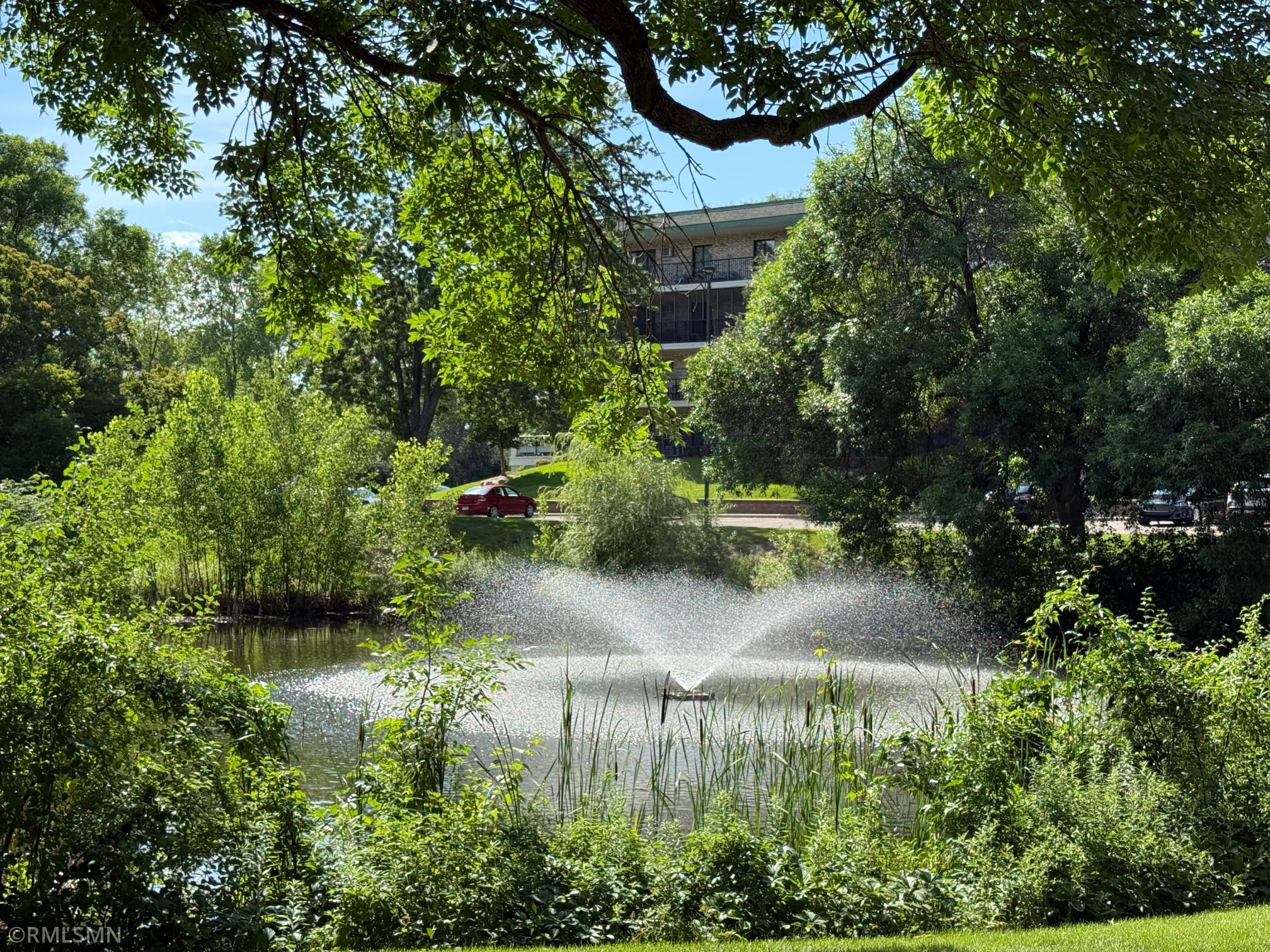 10511 Cedar Lake Road Unit 309, Minnetonka MN 55305