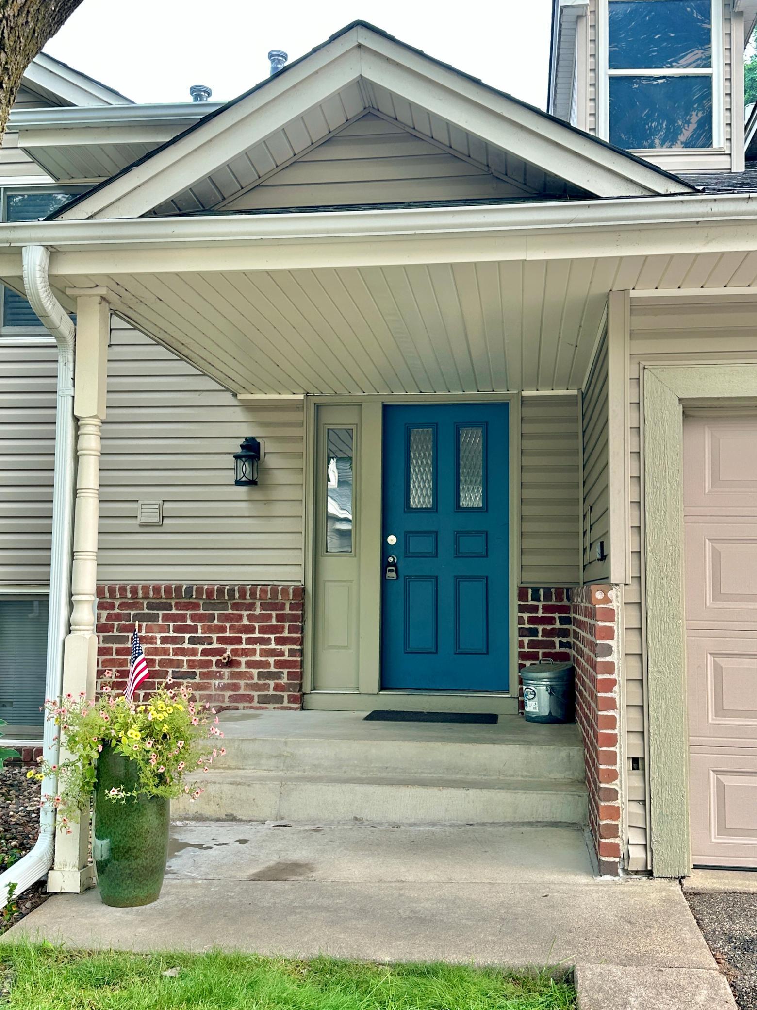 18462 Creeks Bend Drive Unit 14, Minnetonka MN 55345