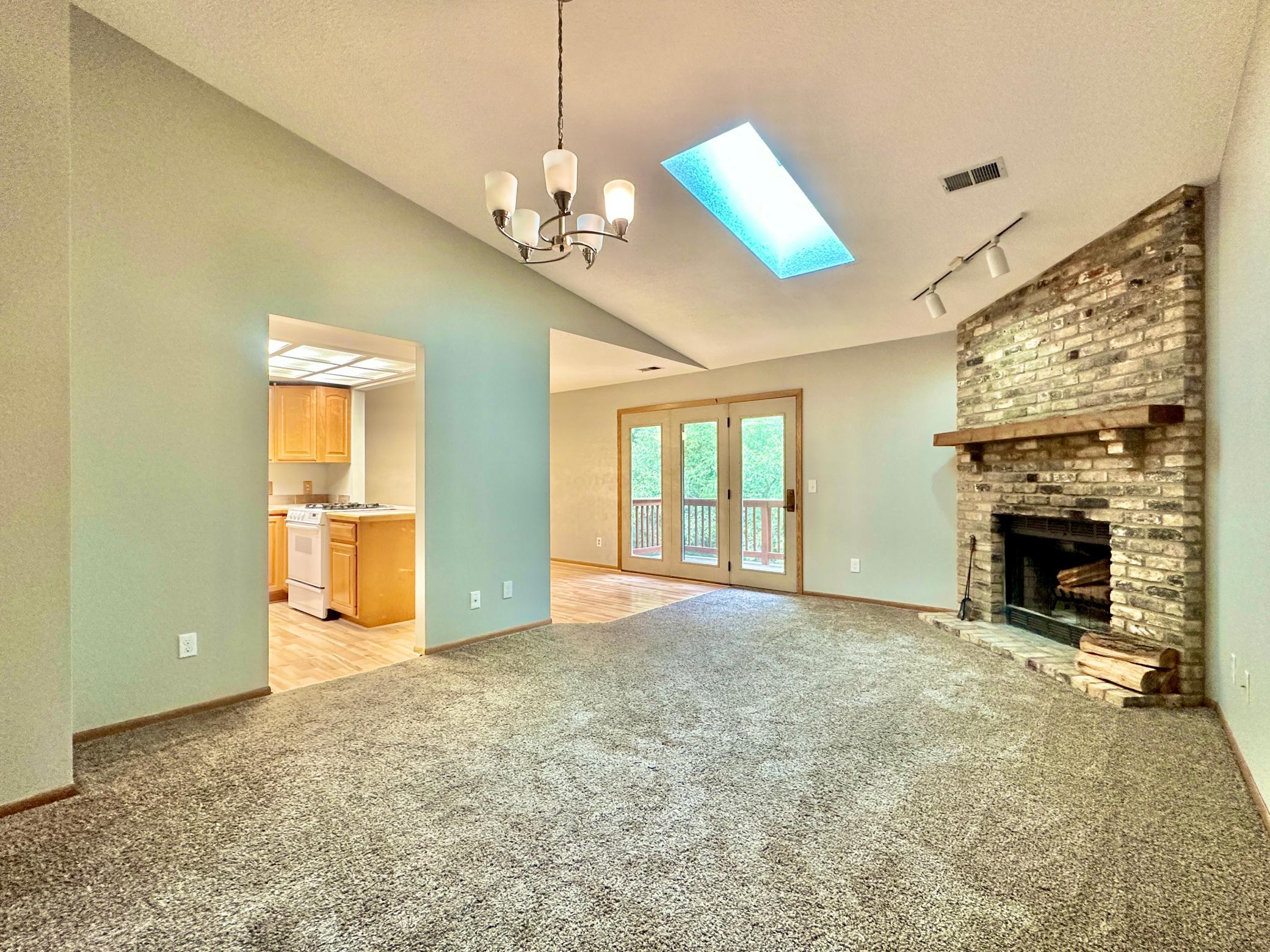 18462 Creeks Bend Drive, Minnetonka MN 55345