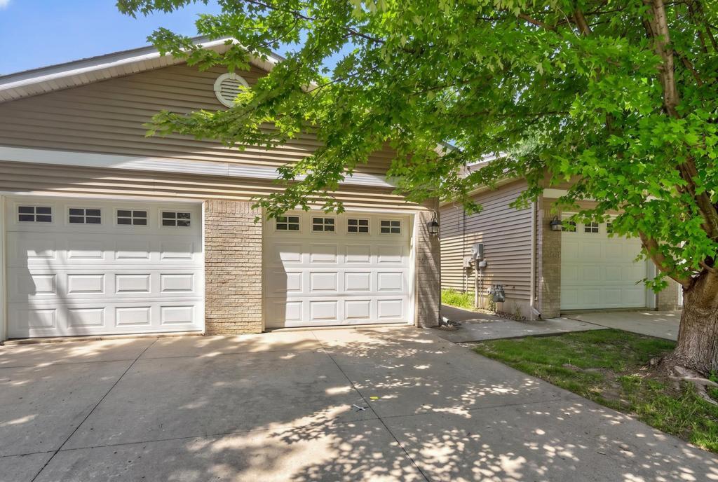 3132 River Falls Court NW, Rochester MN 55901