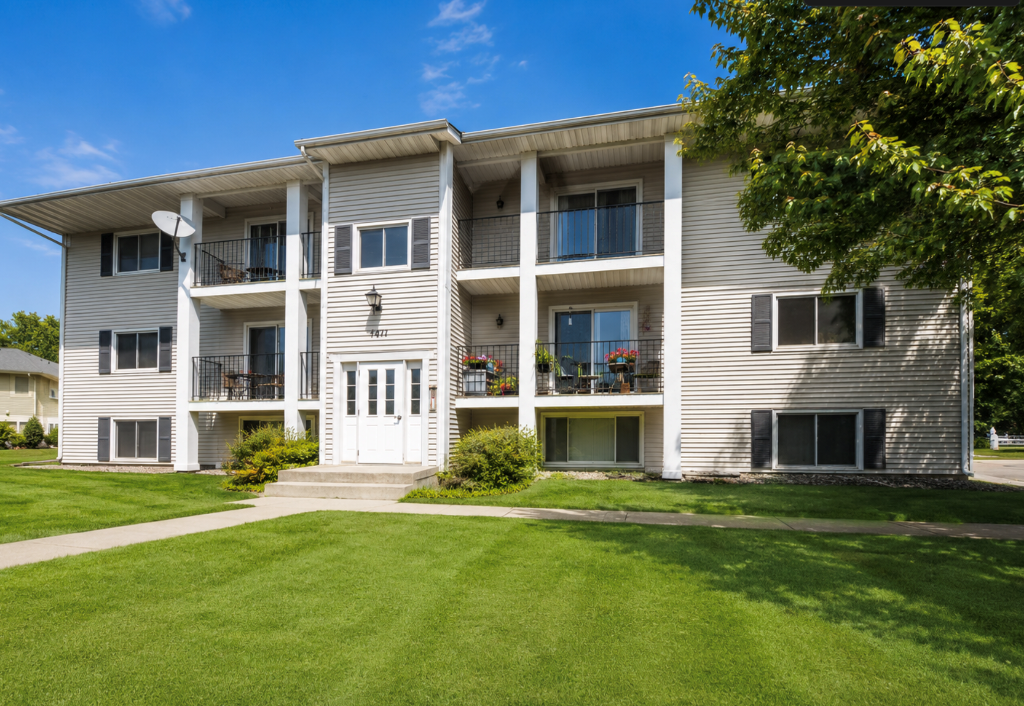 1811 Greenfield Lane SW Unit 12, Rochester MN 55902