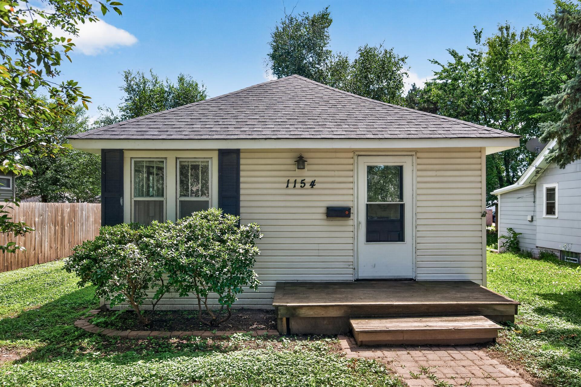 1154 Lawson Avenue E, Saint Paul MN 55106