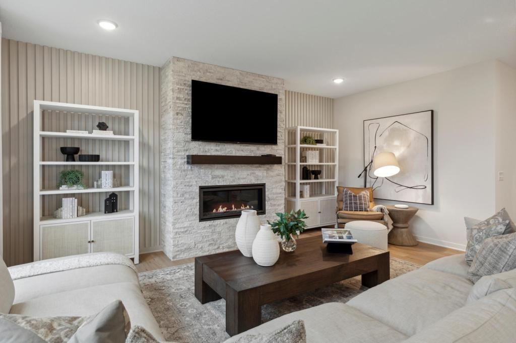 4602 Island Park Bay, Woodbury MN 55129