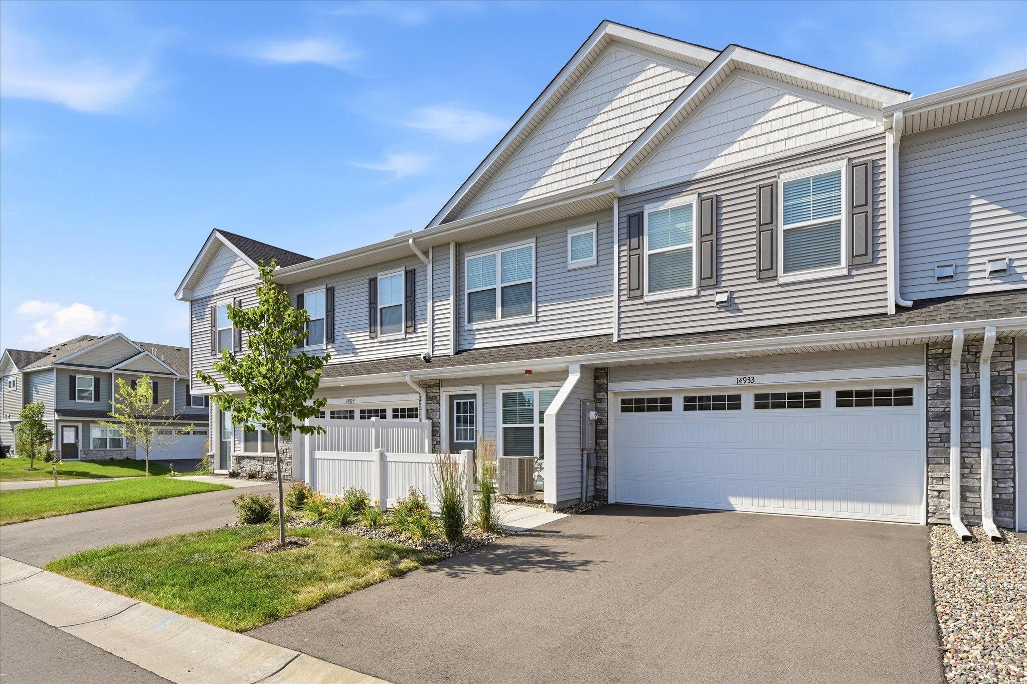 14933 Archdale Lane, Rosemount MN 55068