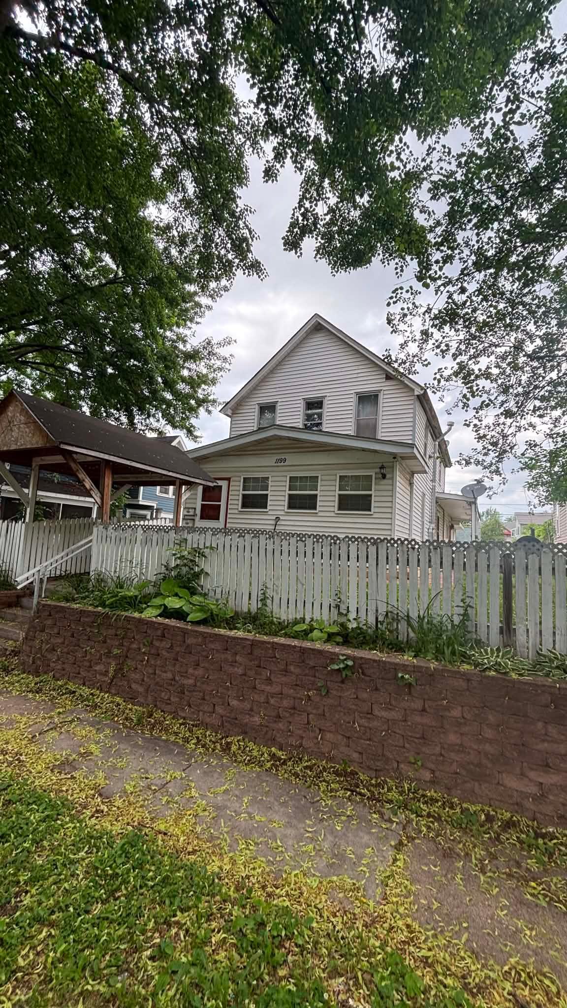 1199 Ross Avenue, Saint Paul MN 55106