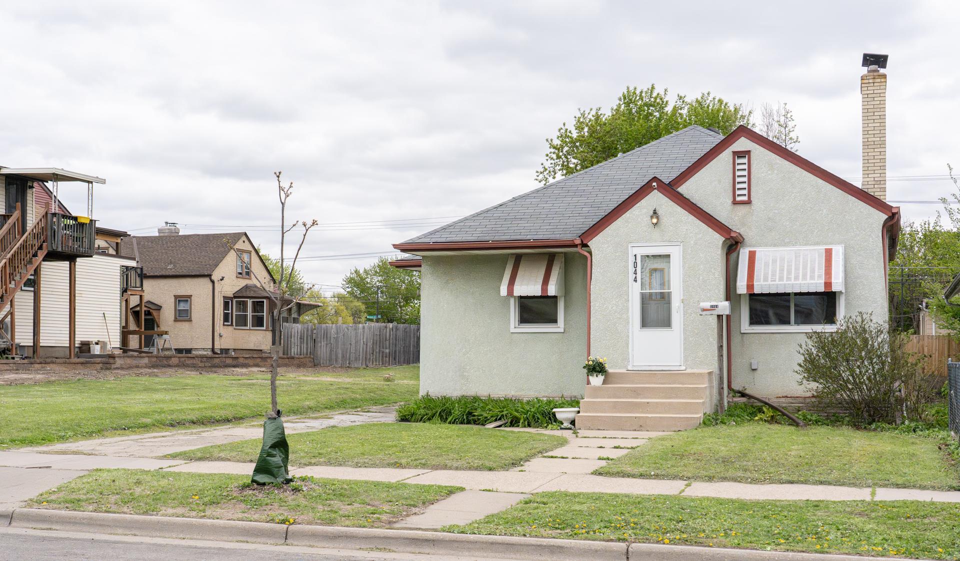 1044 Cumberland Street, Saint Paul MN 55117