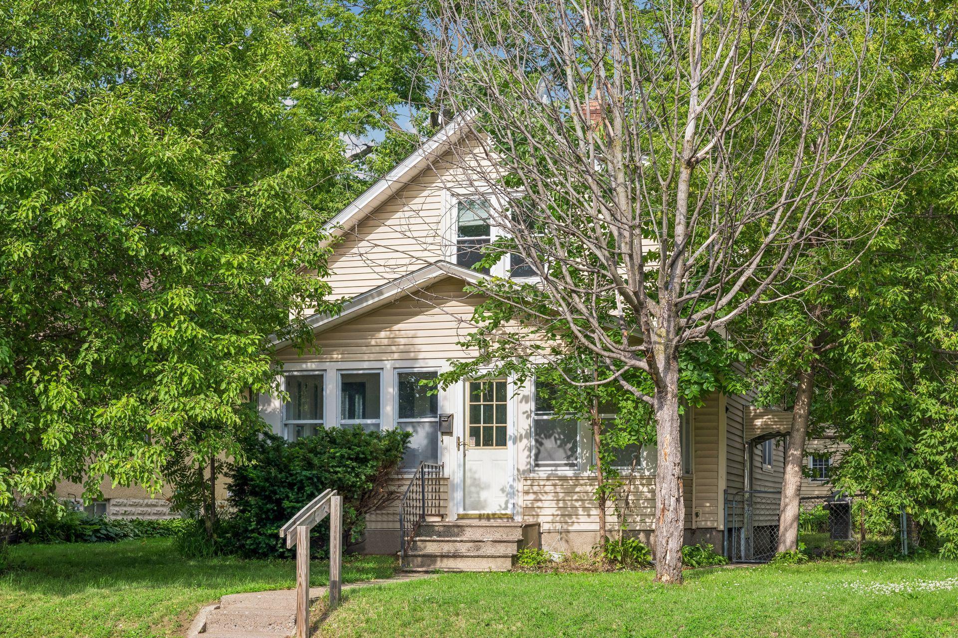 4731 Bryant Avenue N, Minneapolis MN 55430