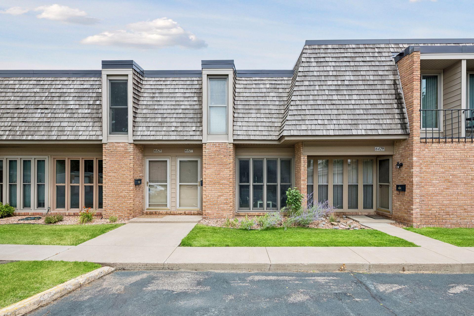 6427 Barrie Road, Edina MN 55435