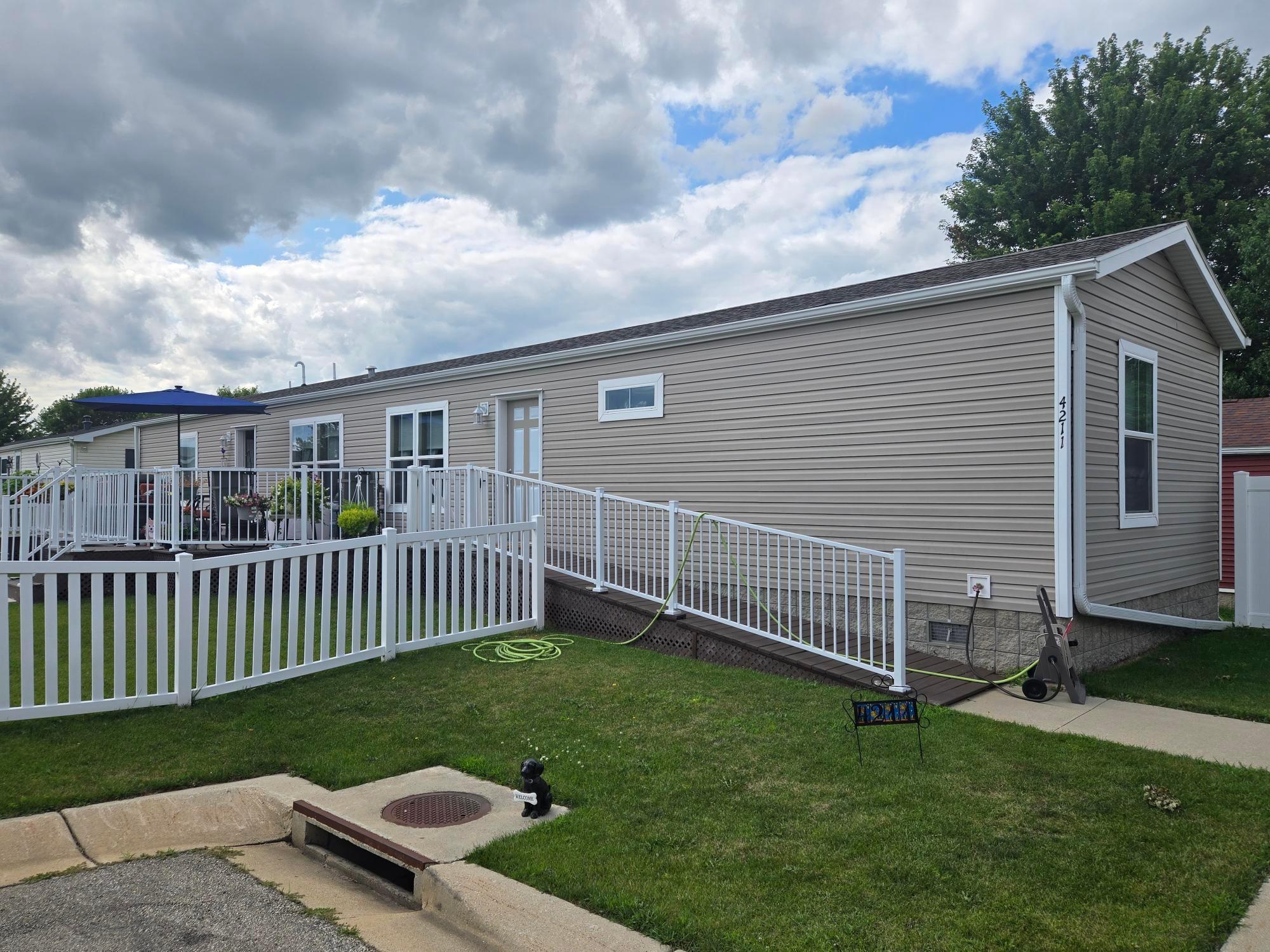 4211 Daffodil Ave SE, Rochester MN 55904