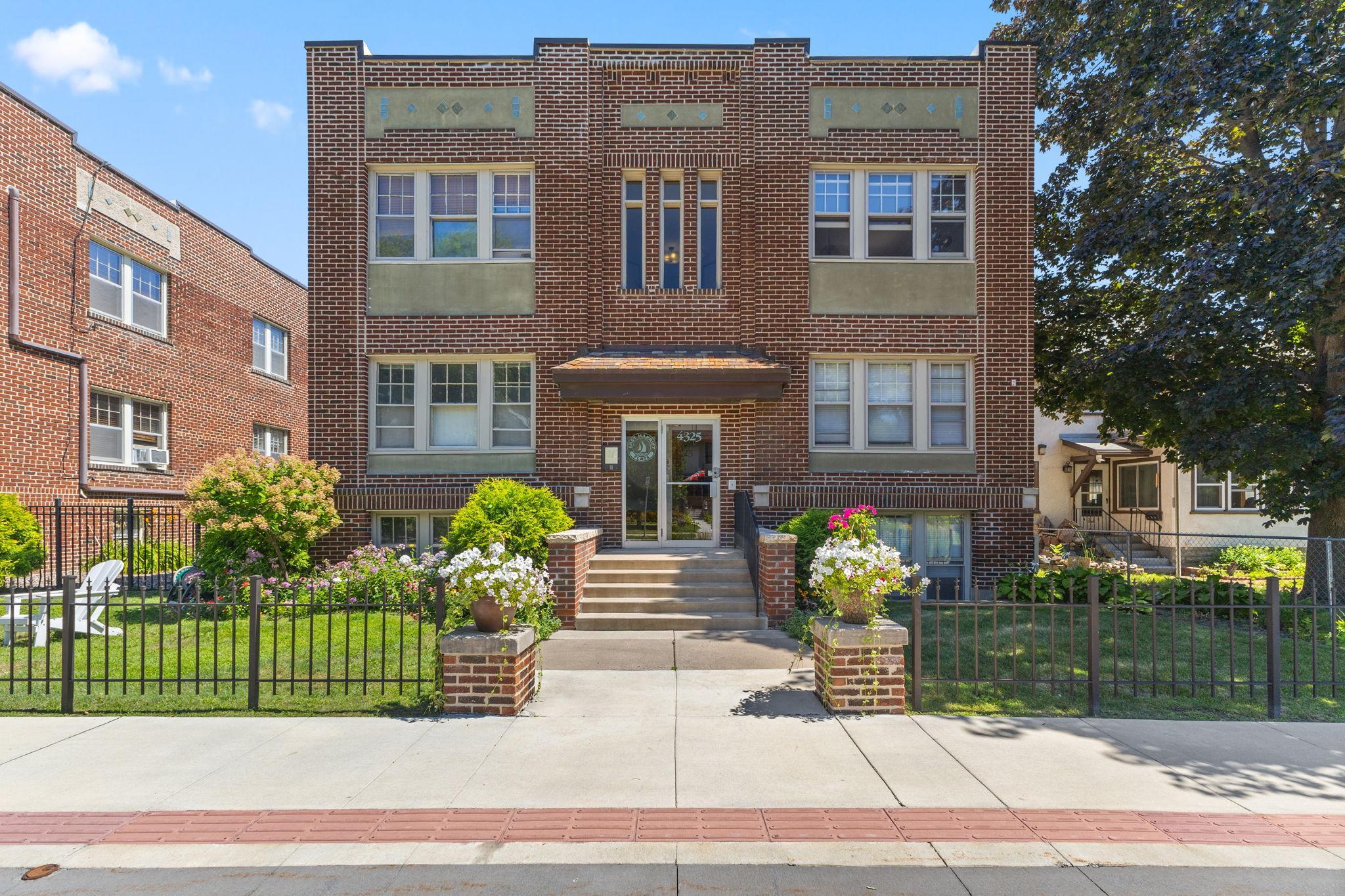 4325 Bryant Avenue S Unit D203, Minneapolis MN 55409