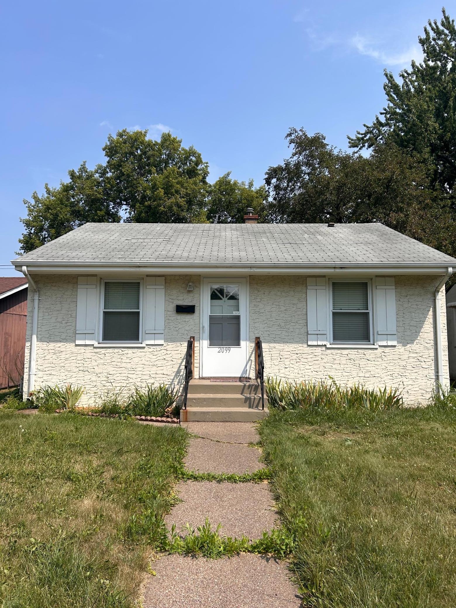 2099 Minnehaha Avenue E, Saint Paul MN 55119