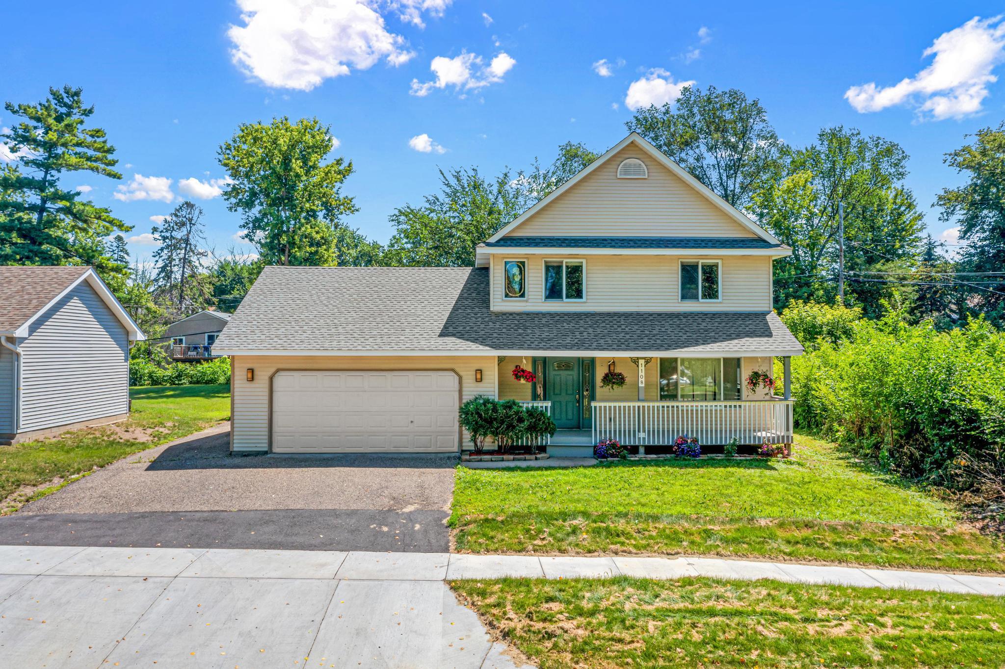 1108 Mackubin Street, Saint Paul MN 55117