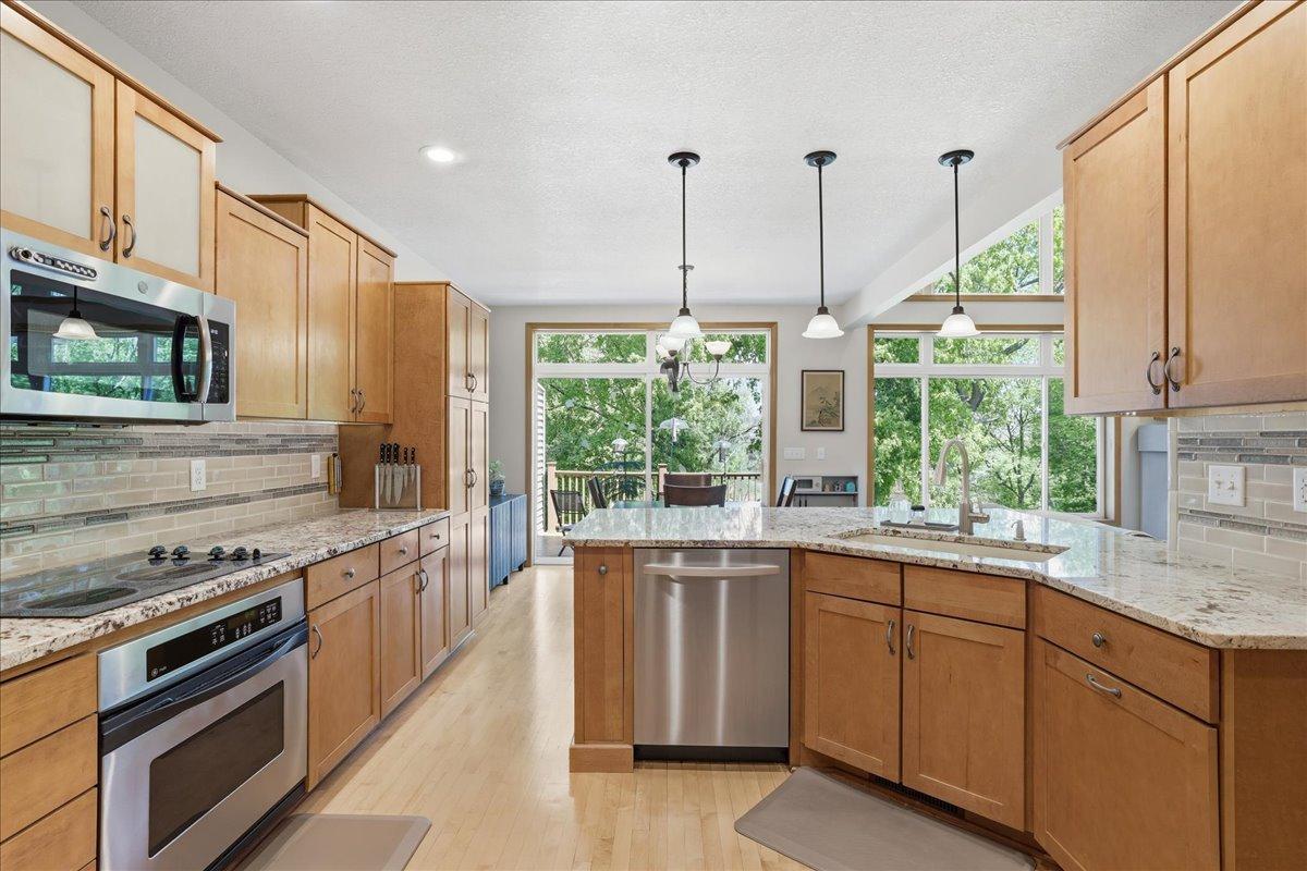 15595 Cherry Path, Rosemount MN 55068