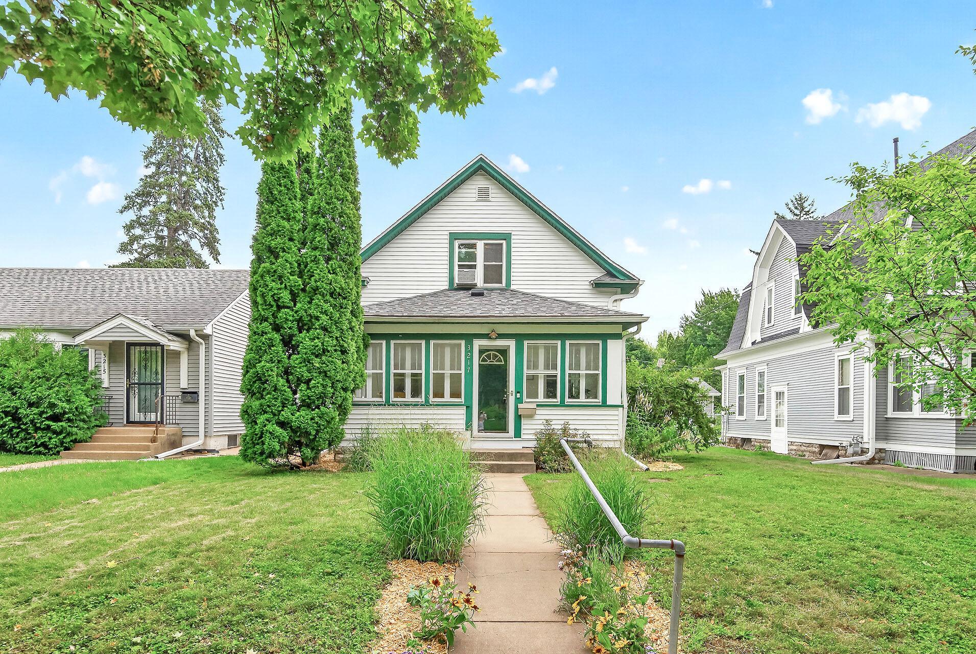 3217 30th Avenue S, Minneapolis MN 55406