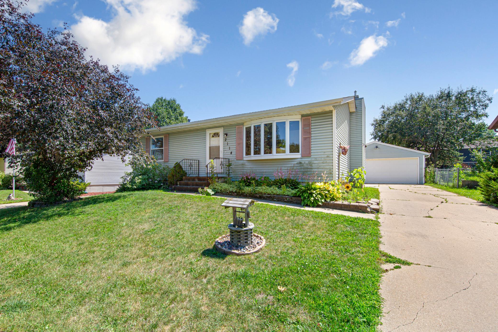 2114 51st Street NW, Rochester MN 55901