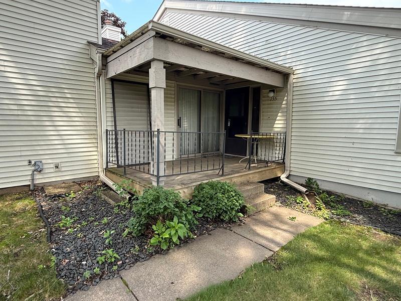 155 Bordeaux Court, Woodbury MN 55125