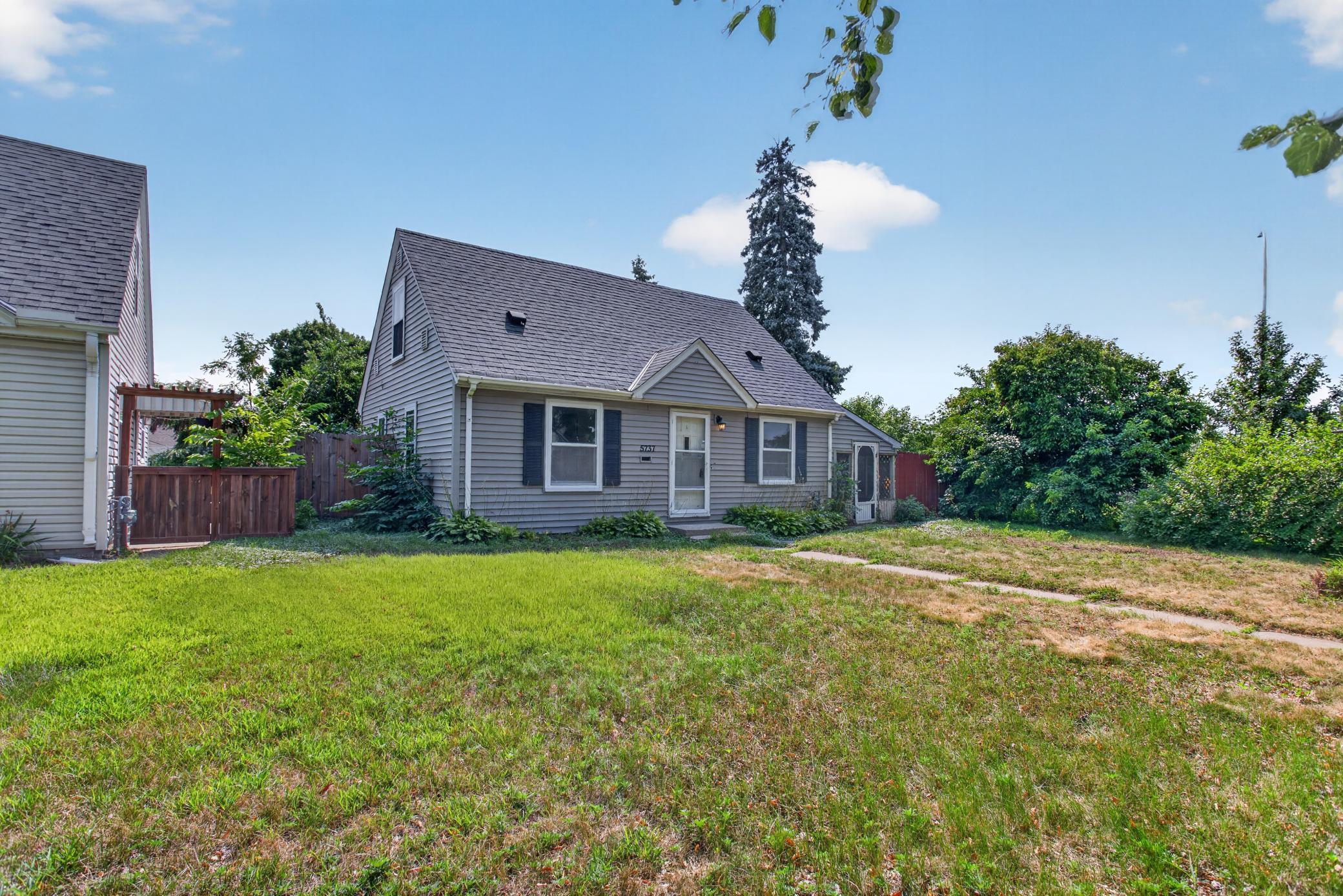 5737 37th Avenue S, Minneapolis MN 55417