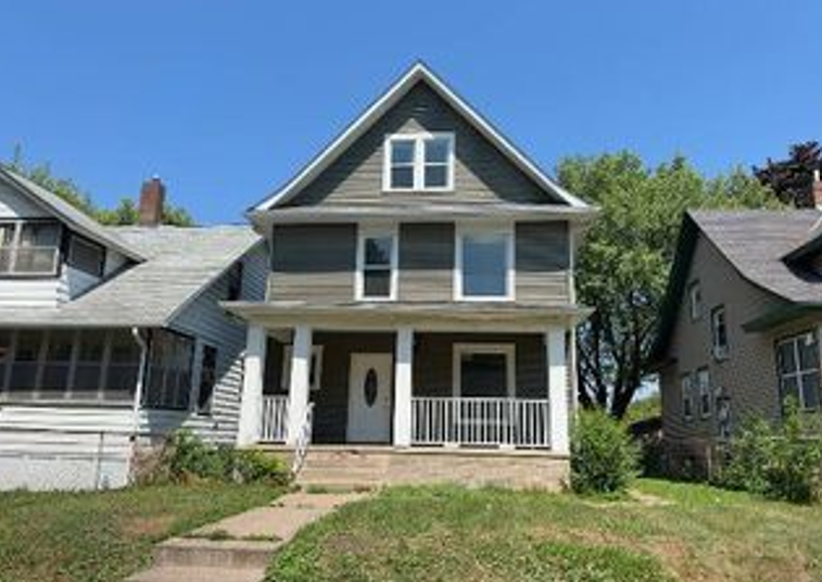 969 Carroll Avenue, Saint Paul MN 55104