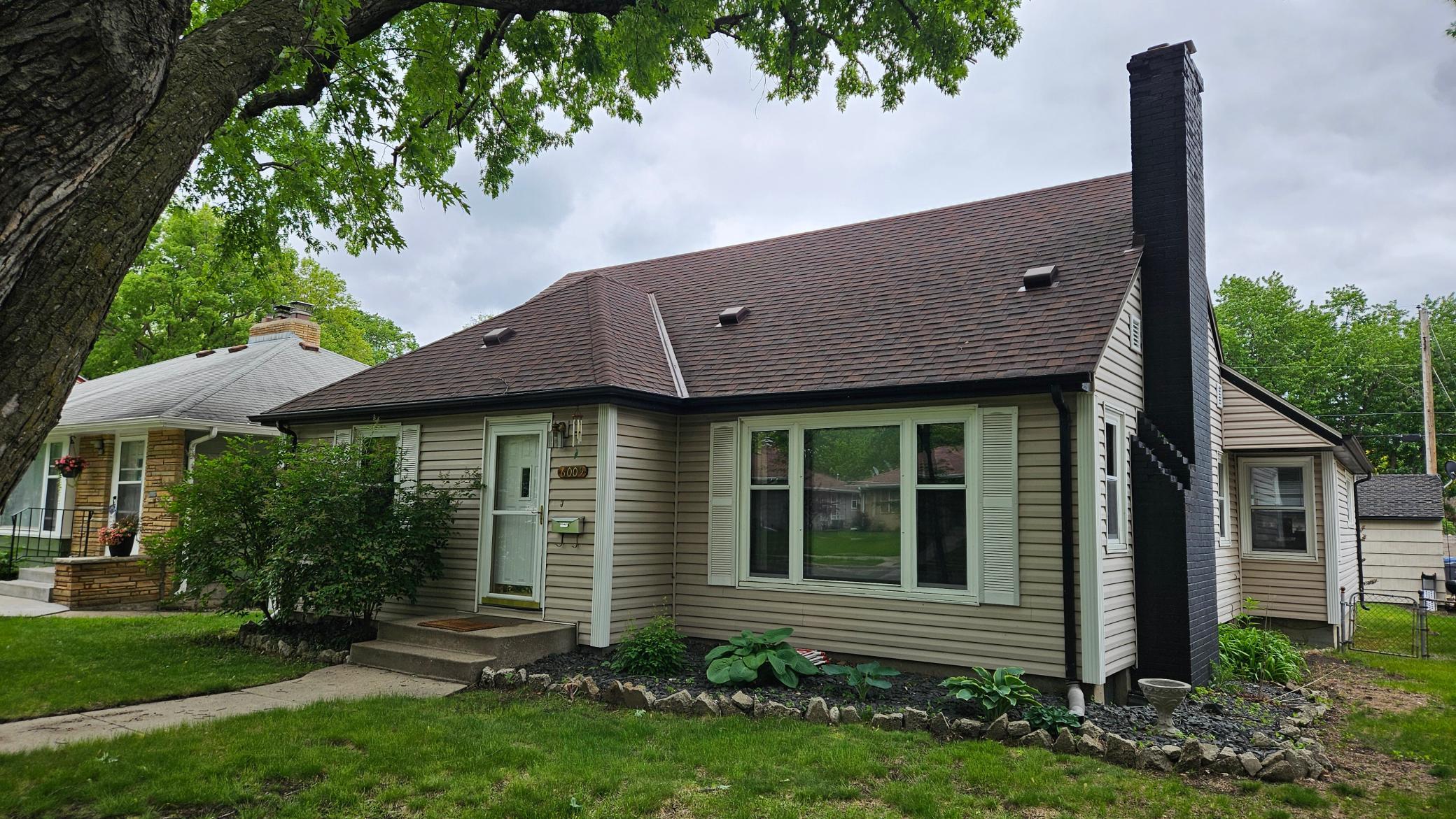 6009 13th Avenue S, Minneapolis MN 55417