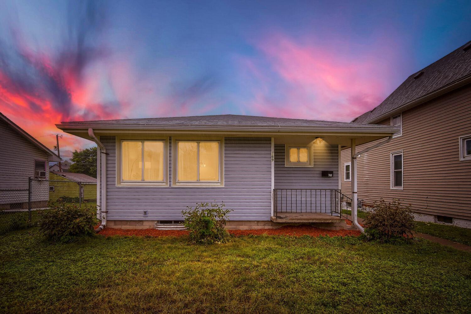 769 Englewood Avenue, Saint Paul MN 55104