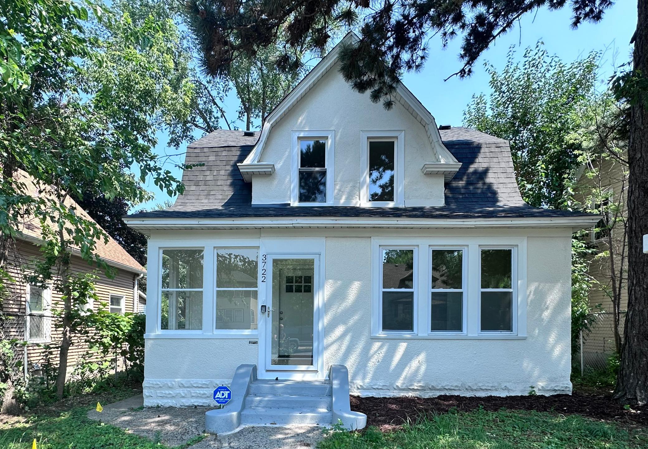 3722 Fremont Avenue N, Minneapolis MN 55412