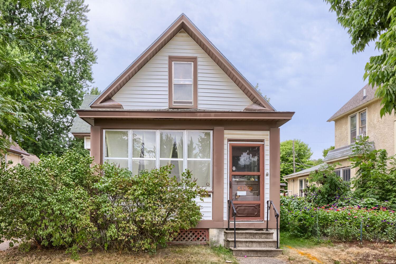 409 View Street, Saint Paul MN 55102