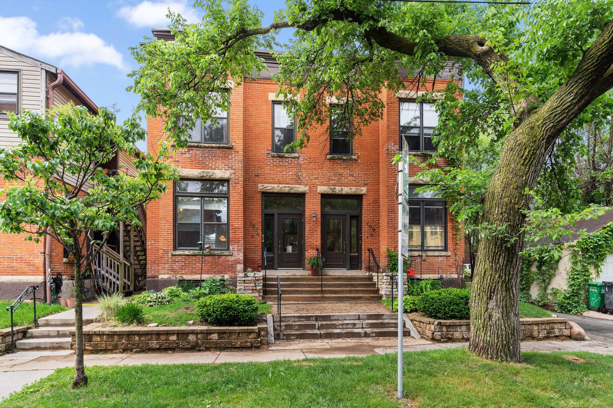 707 W 25th Street Unit 707A, Minneapolis MN 55405