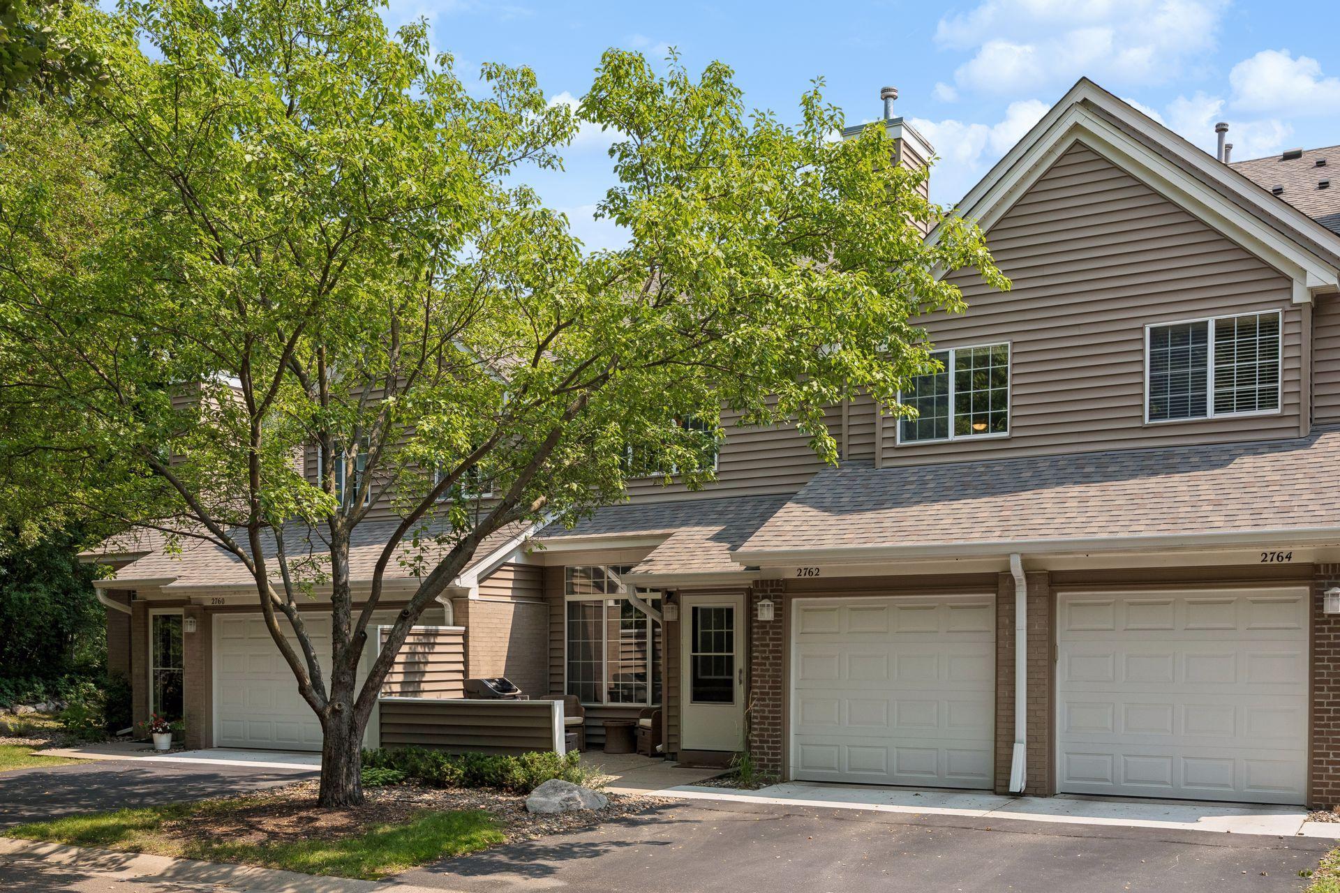2762 Autumnwood Lane, Minnetonka MN 55305