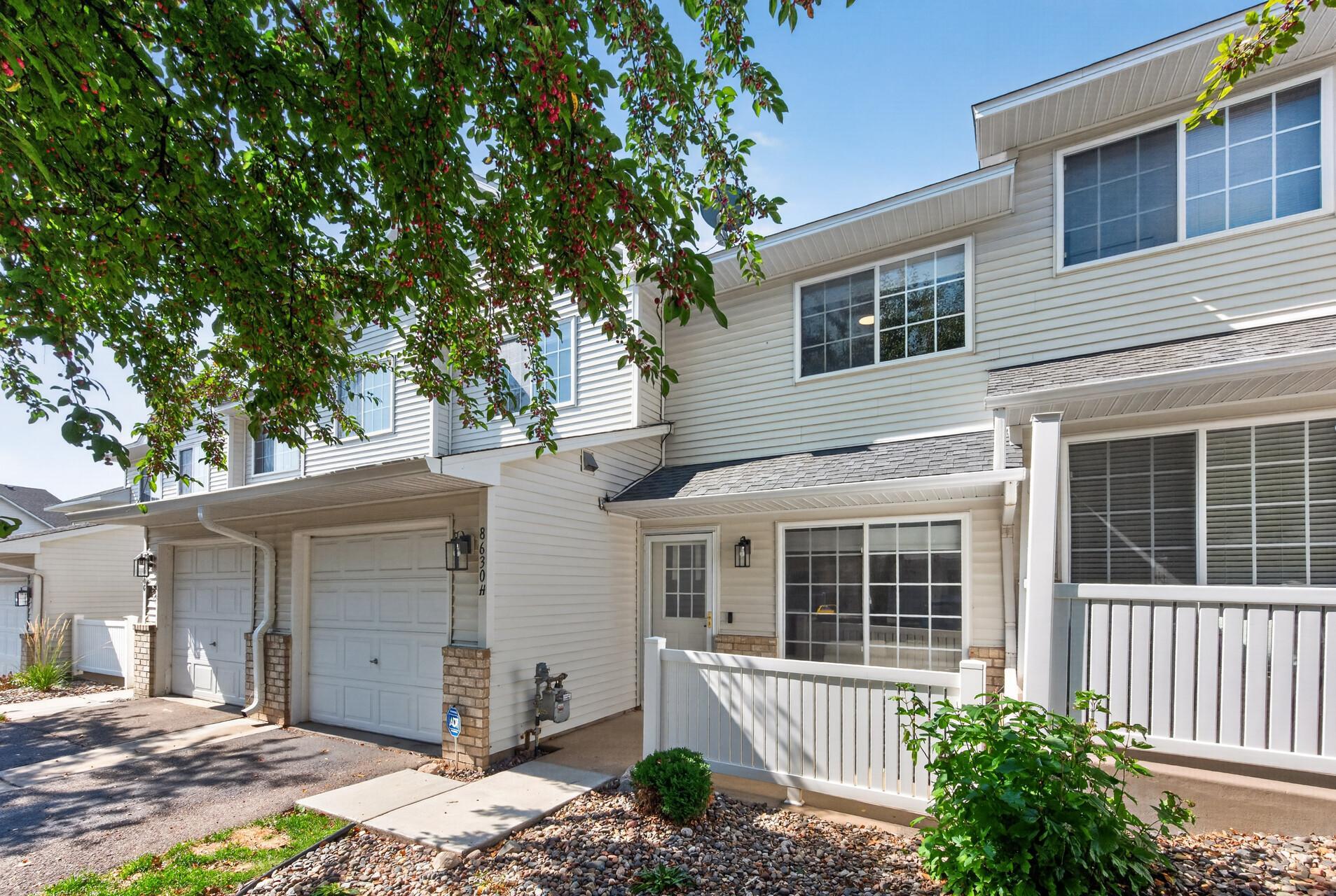 8630 Quarry Ridge Lane Unit H, Woodbury MN 55125