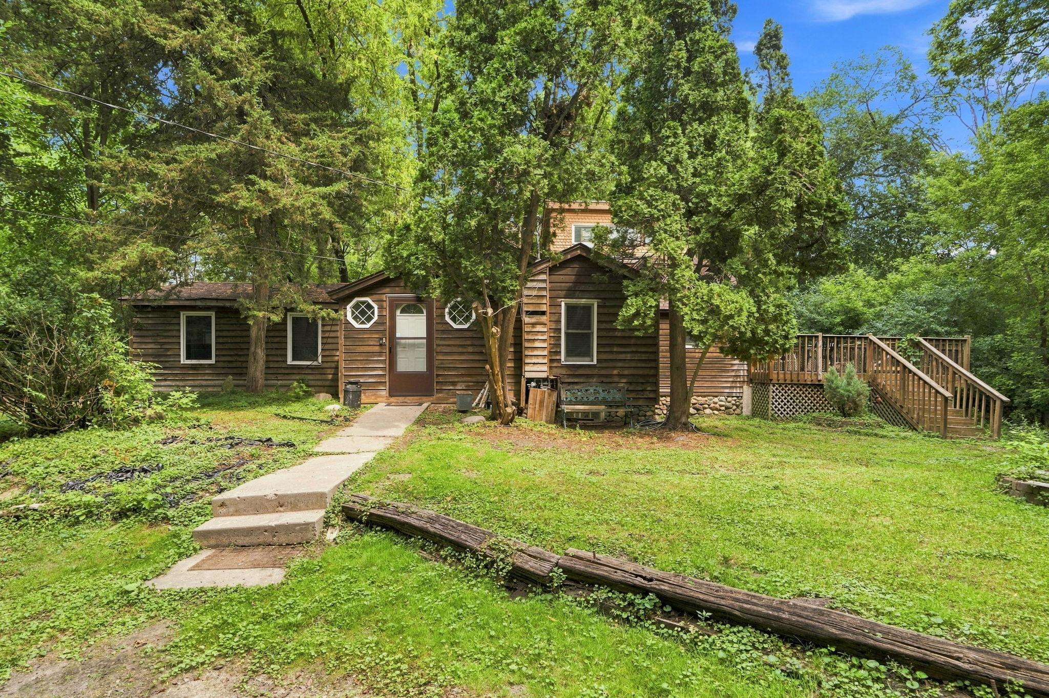 15320 Highwood Drive, Minnetonka MN 55345