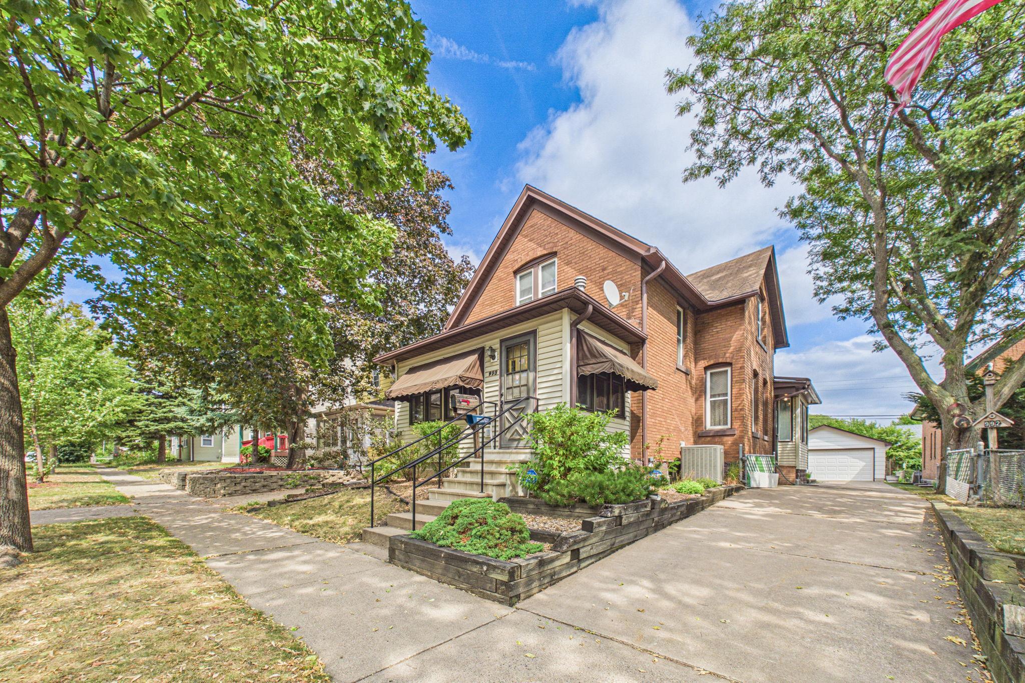 992 Matilda Street, Saint Paul MN 55117