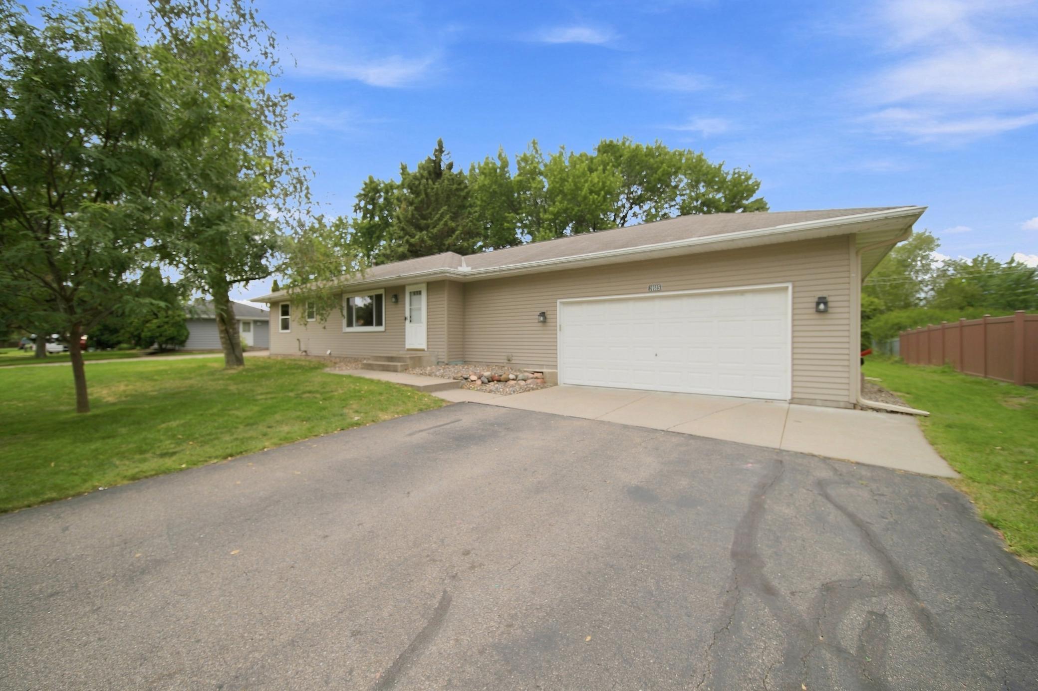 14615 Delft Avenue W, Rosemount MN 55068