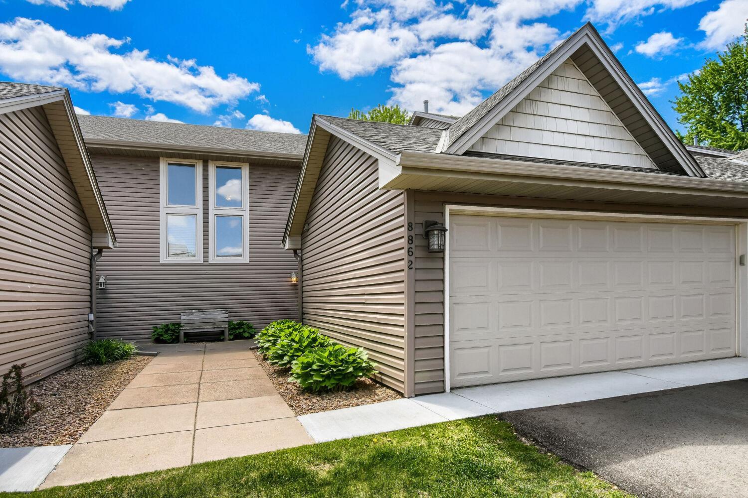 8862 Cottonwood Lane N, Maple Grove MN 55369