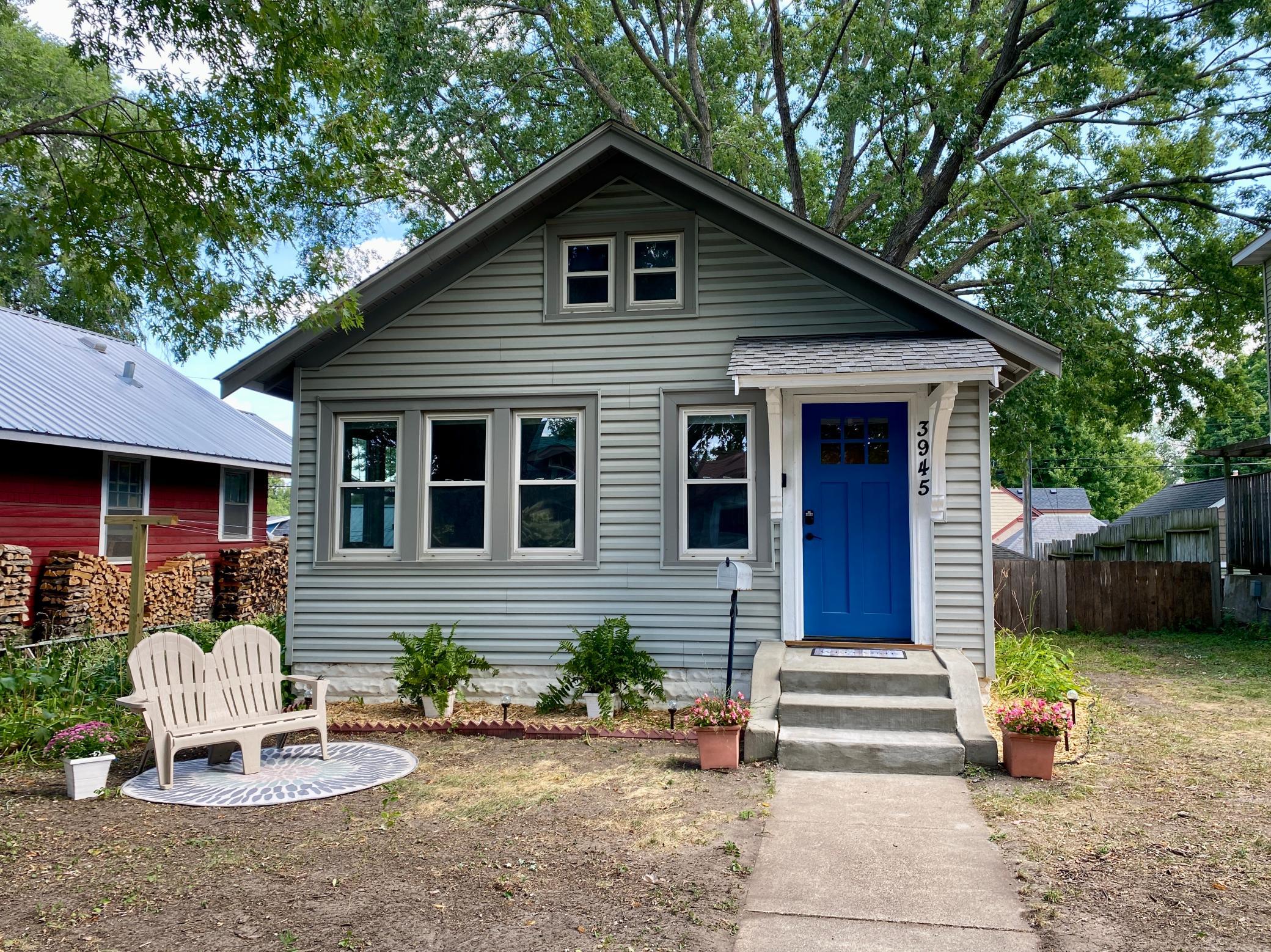 3945 23rd Avenue S, Minneapolis MN 55407