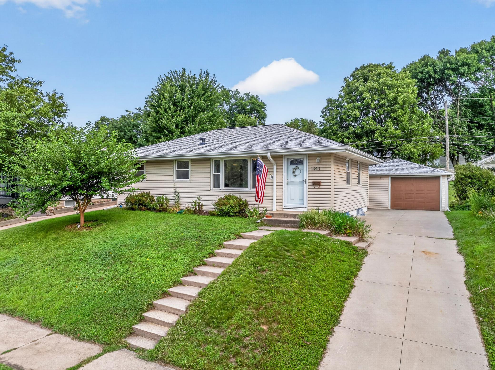 1443 Cascade Street NW, Rochester MN 55901