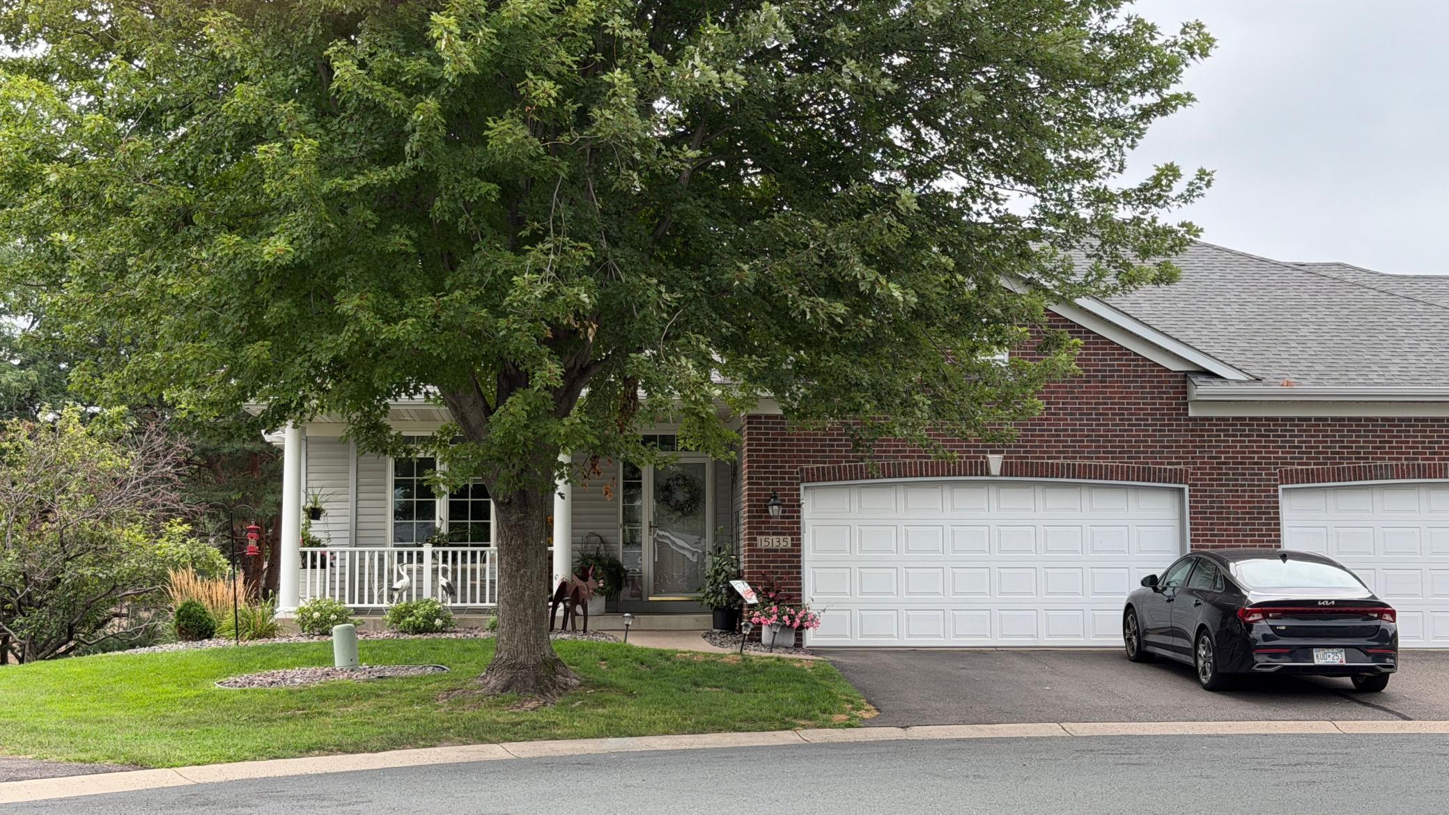 15135 Crestview Circle, Rosemount MN 55068