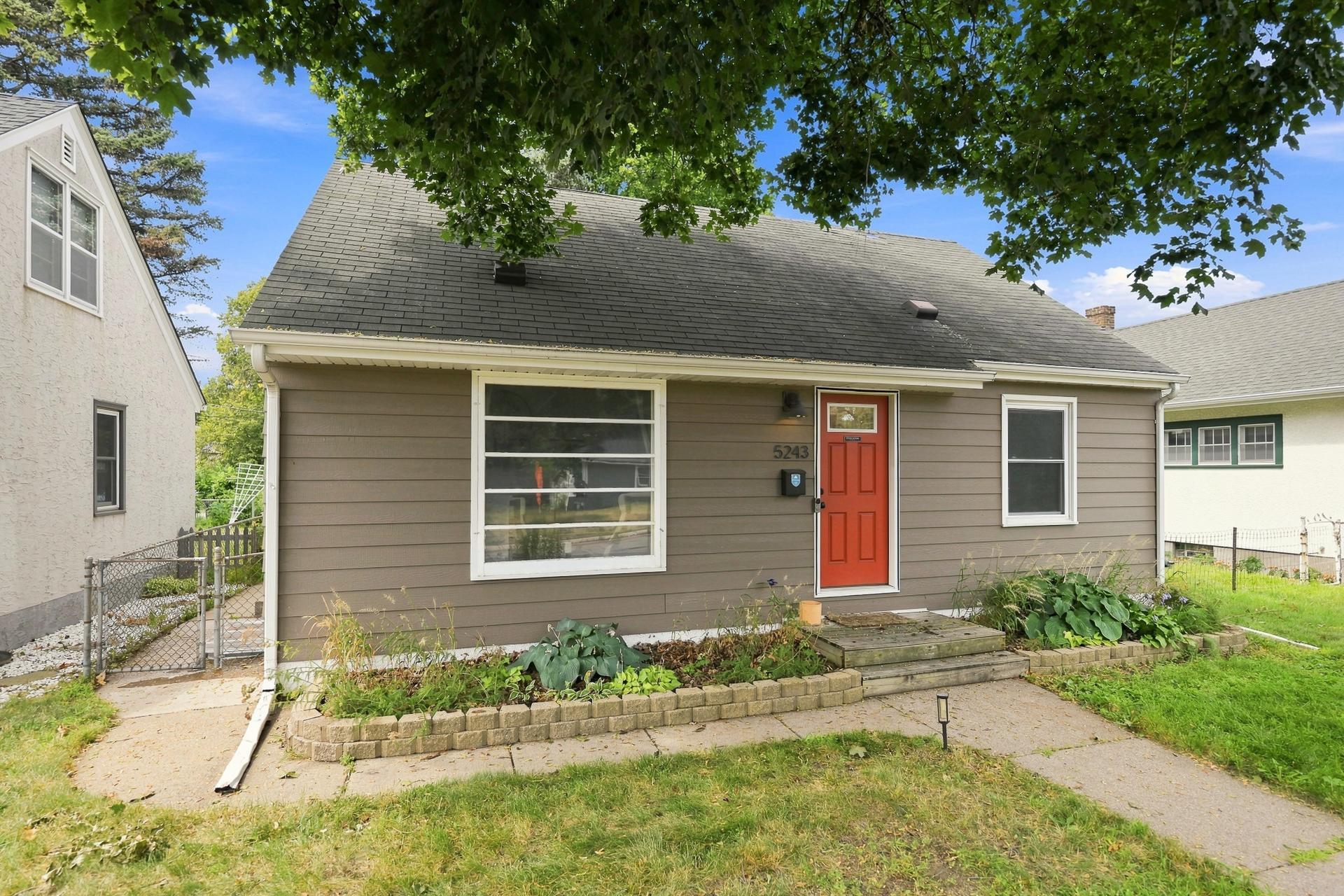 5243 Bryant Avenue N, Minneapolis MN 55430