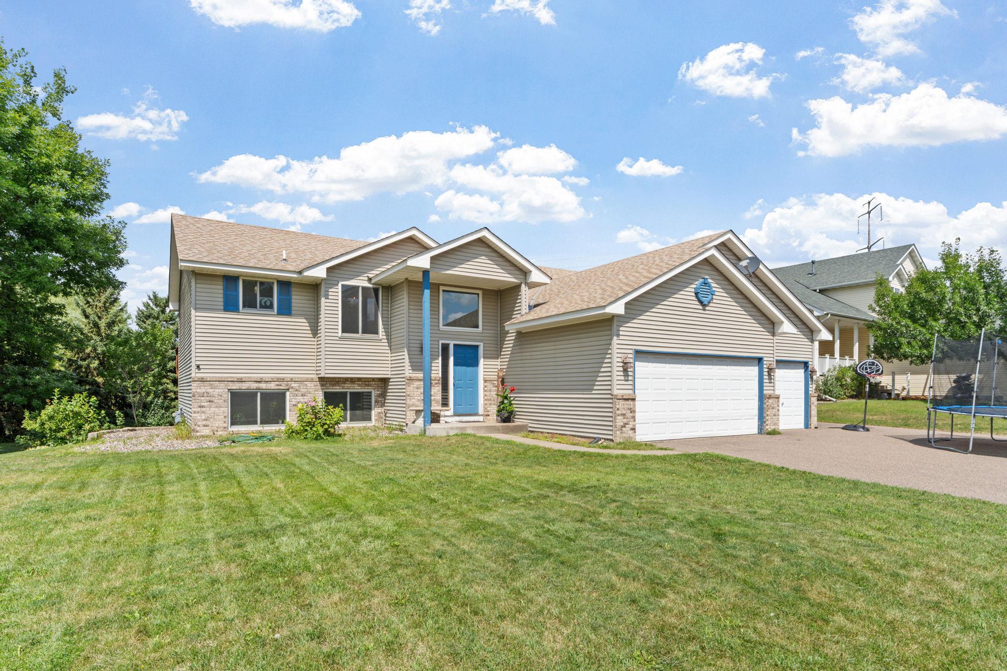 18566 96th Place N, Maple Grove MN 55311
