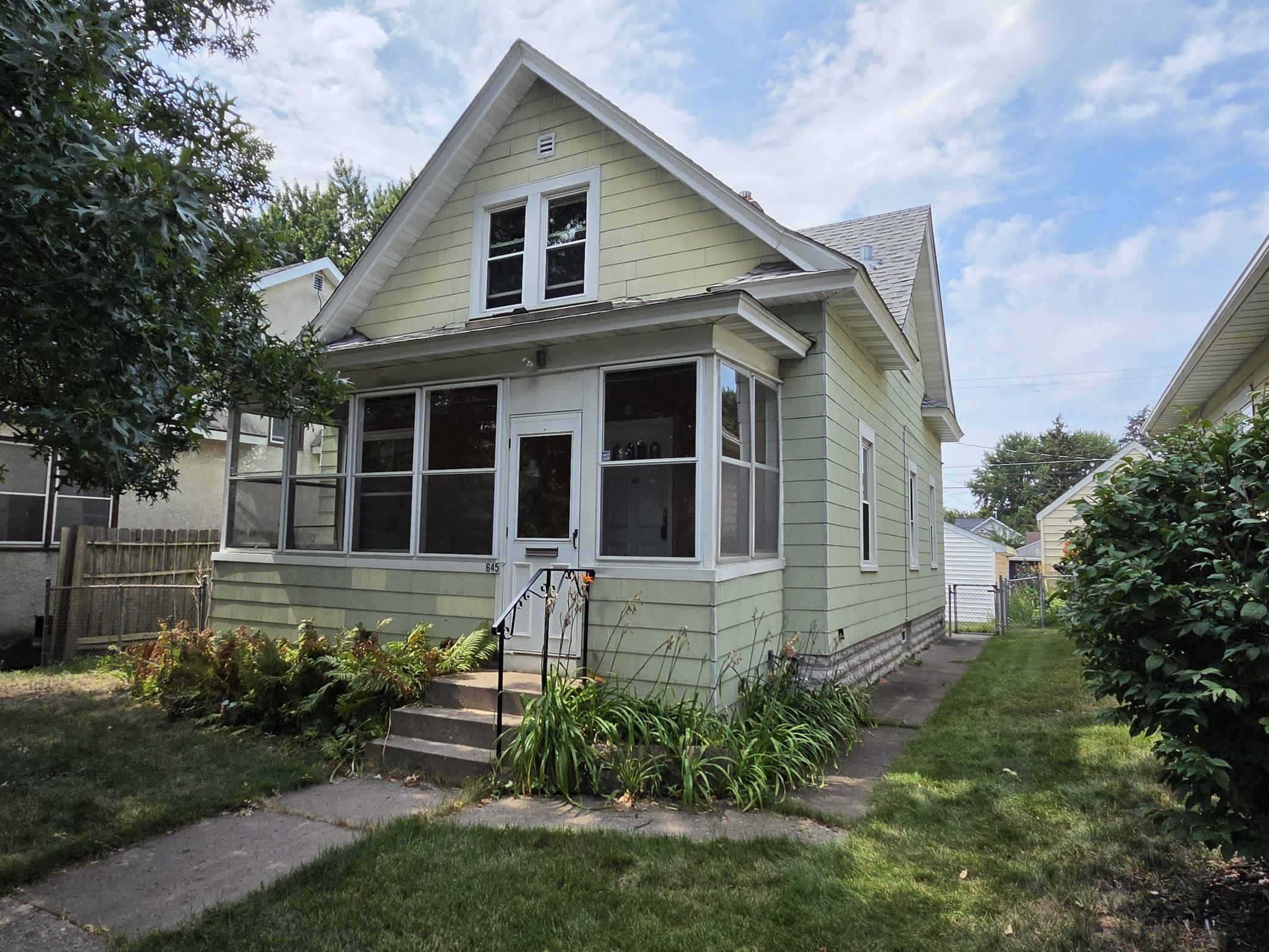 645 Simpson Street, Saint Paul MN 55104
