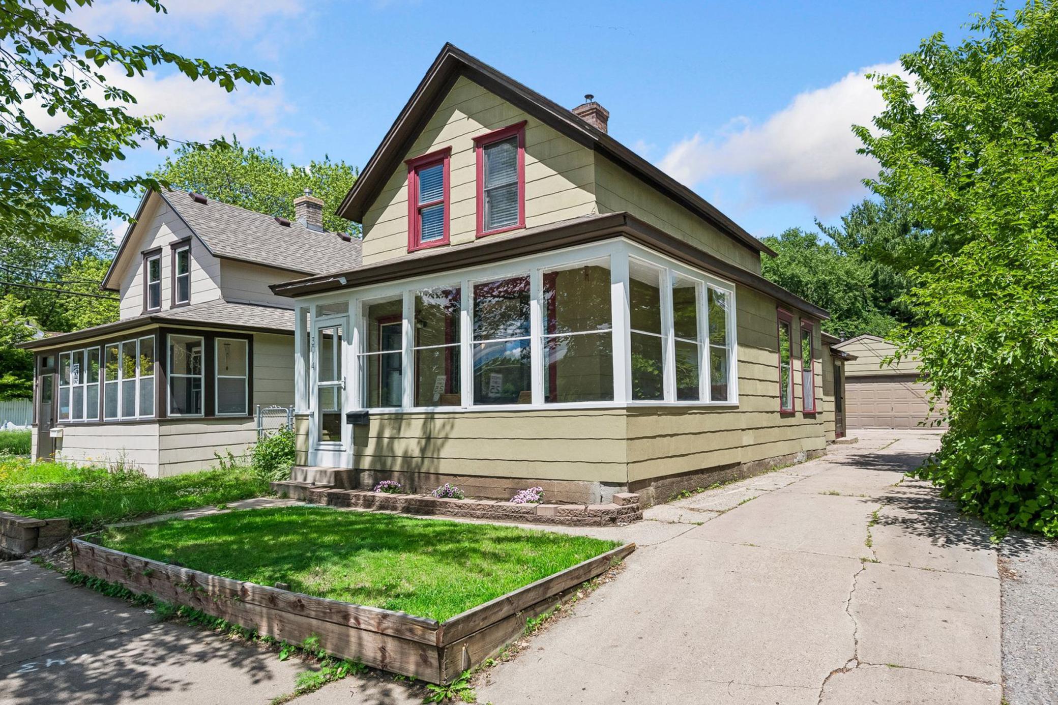 3014 E 26th Street, Minneapolis MN 55406