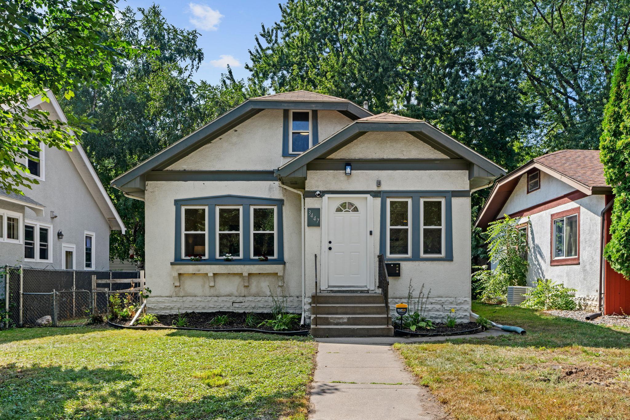 3447 James Avenue N, Minneapolis MN 55412