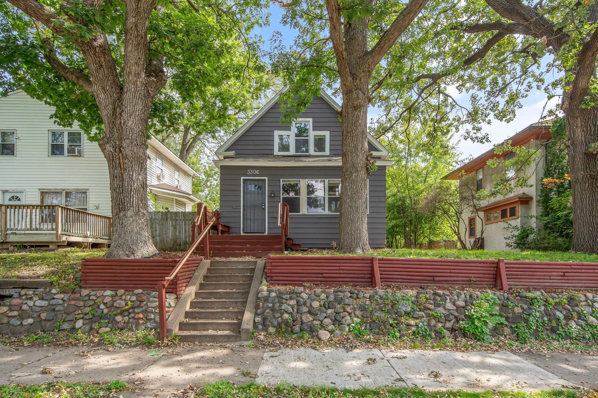 3306 Bryant Avenue N, Minneapolis MN 55412