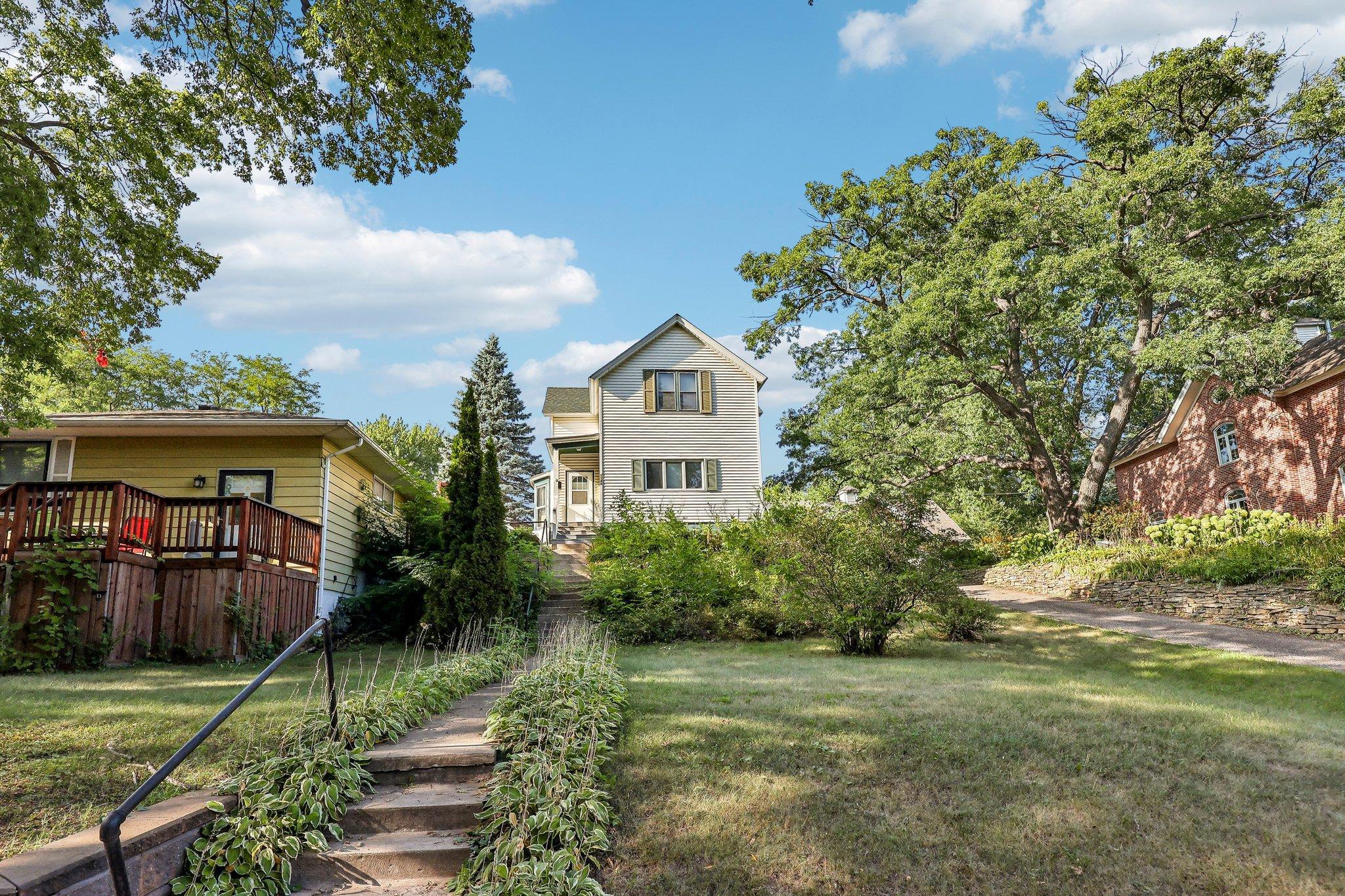 1145 Burns Avenue, Saint Paul MN 55106